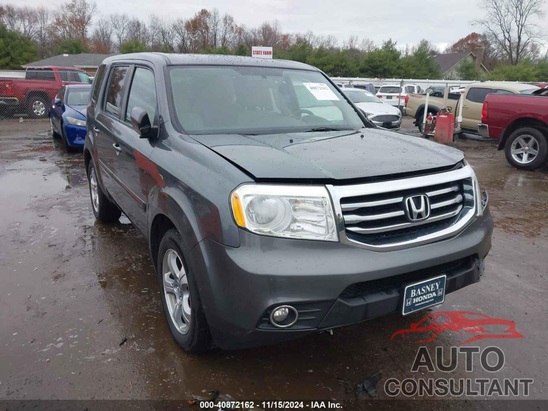 HONDA PILOT 2013 - 5FNYF4H44DB017181