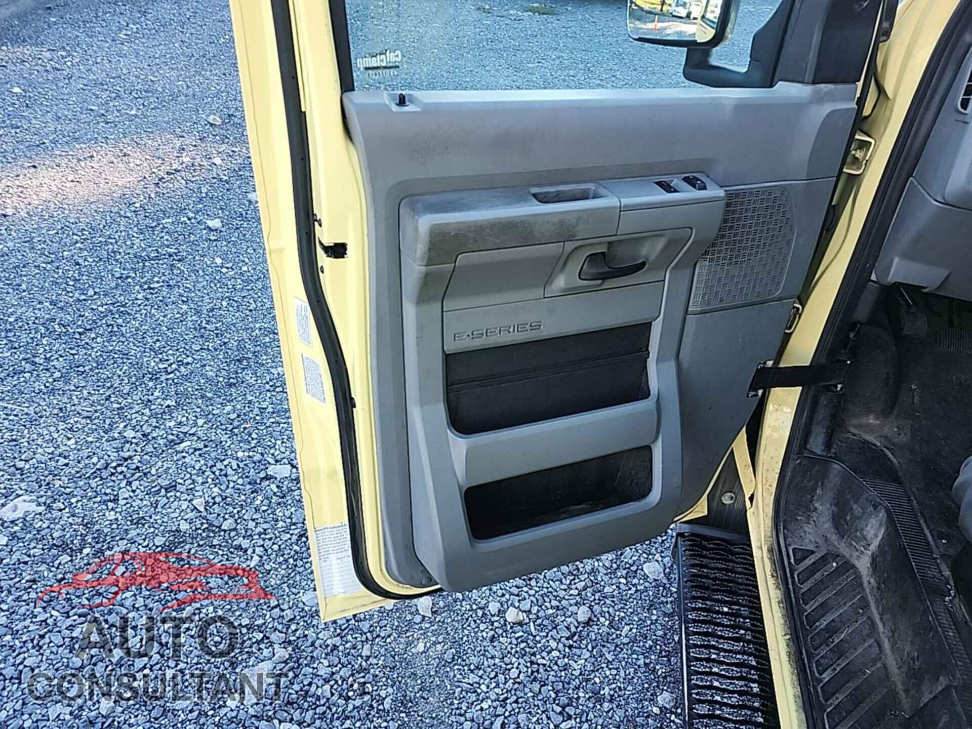 FORD ECONOLINE 2019 - 1FDXE4FS3KDC52249