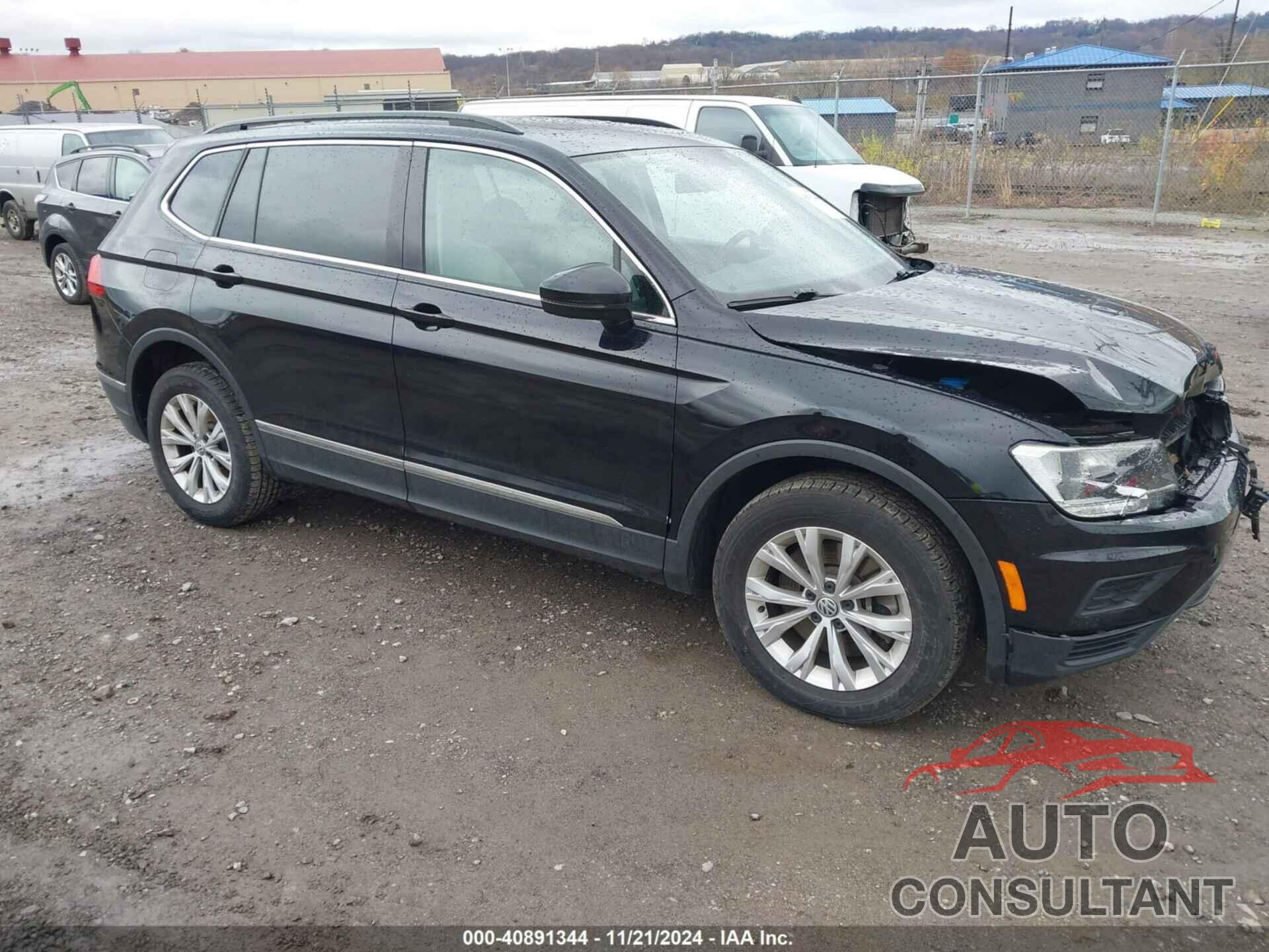 VOLKSWAGEN TIGUAN 2018 - 3VV2B7AX2JM175230