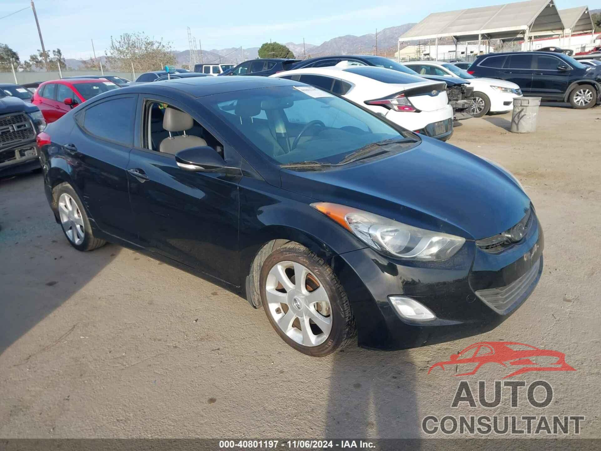 HYUNDAI ELANTRA 2013 - 5NPDH4AE9DH284605