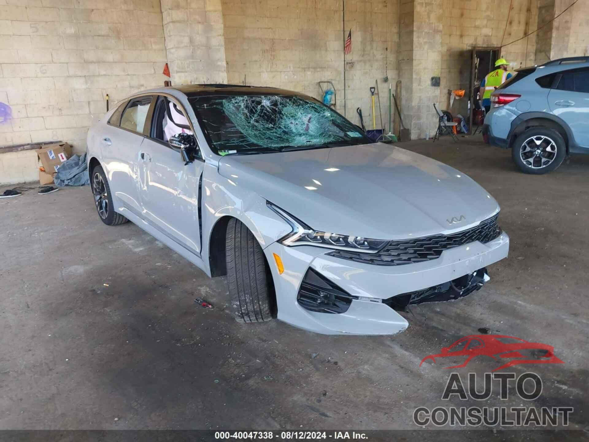 KIA K5 2023 - 5XXG64J21PG206084