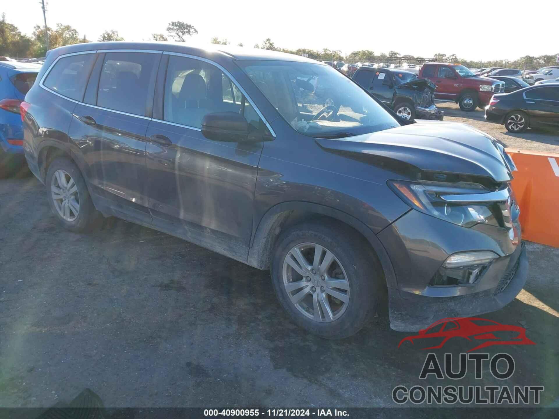 HONDA PILOT 2017 - 5FNYF5H16HB012114