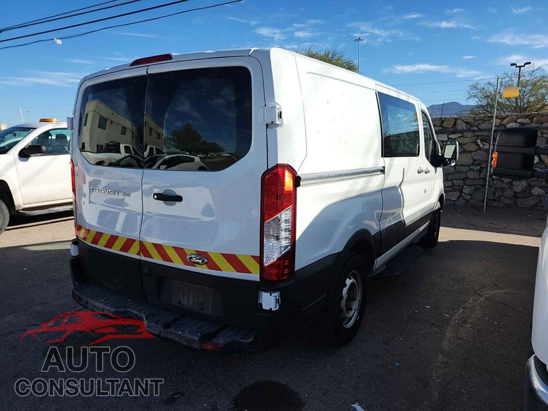 FORD TRANSIT 2019 - 1FTYE1YM9KKB40167