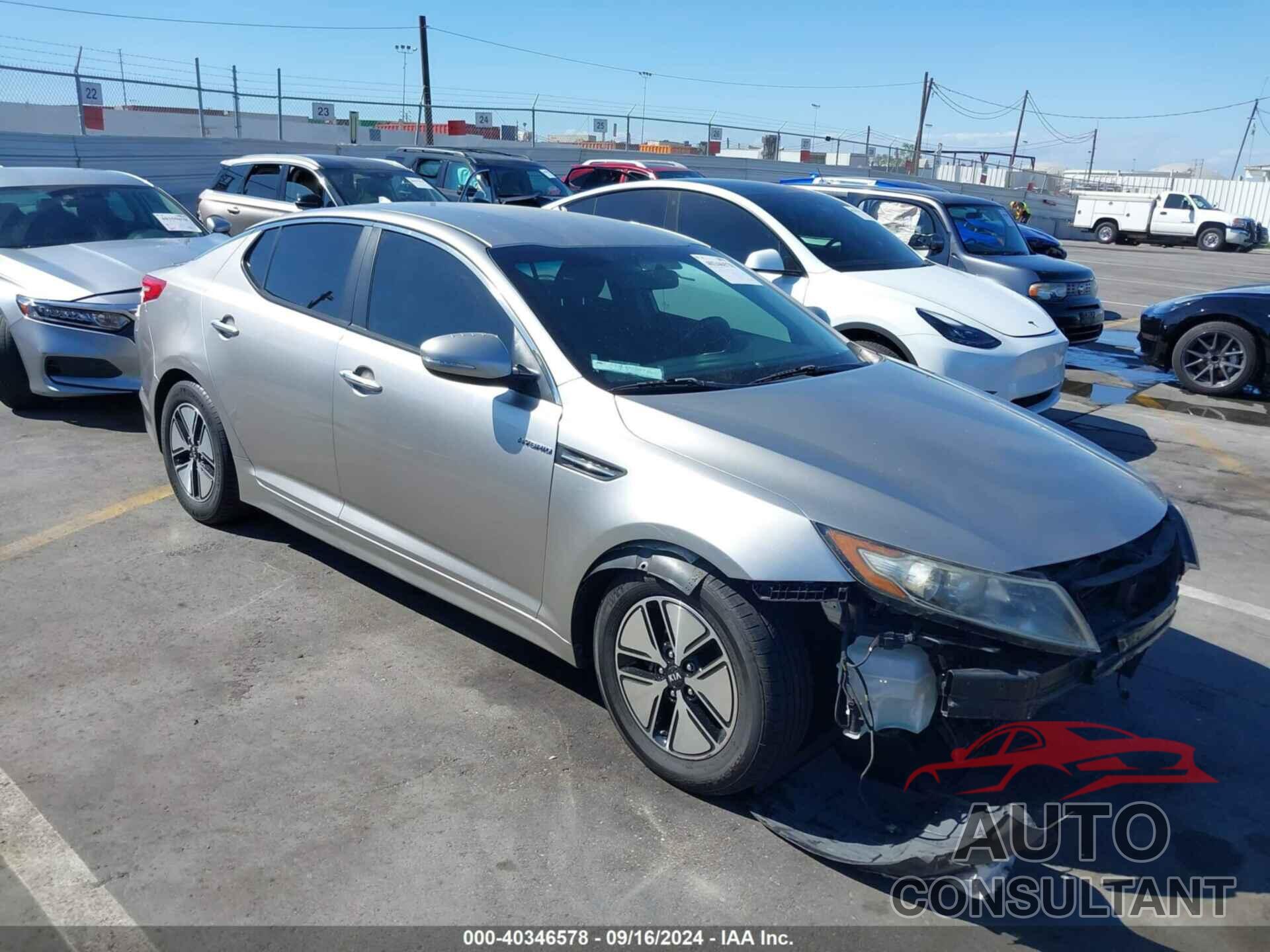 KIA OPTIMA HYBRID 2013 - KNAGM4ADXD5044895