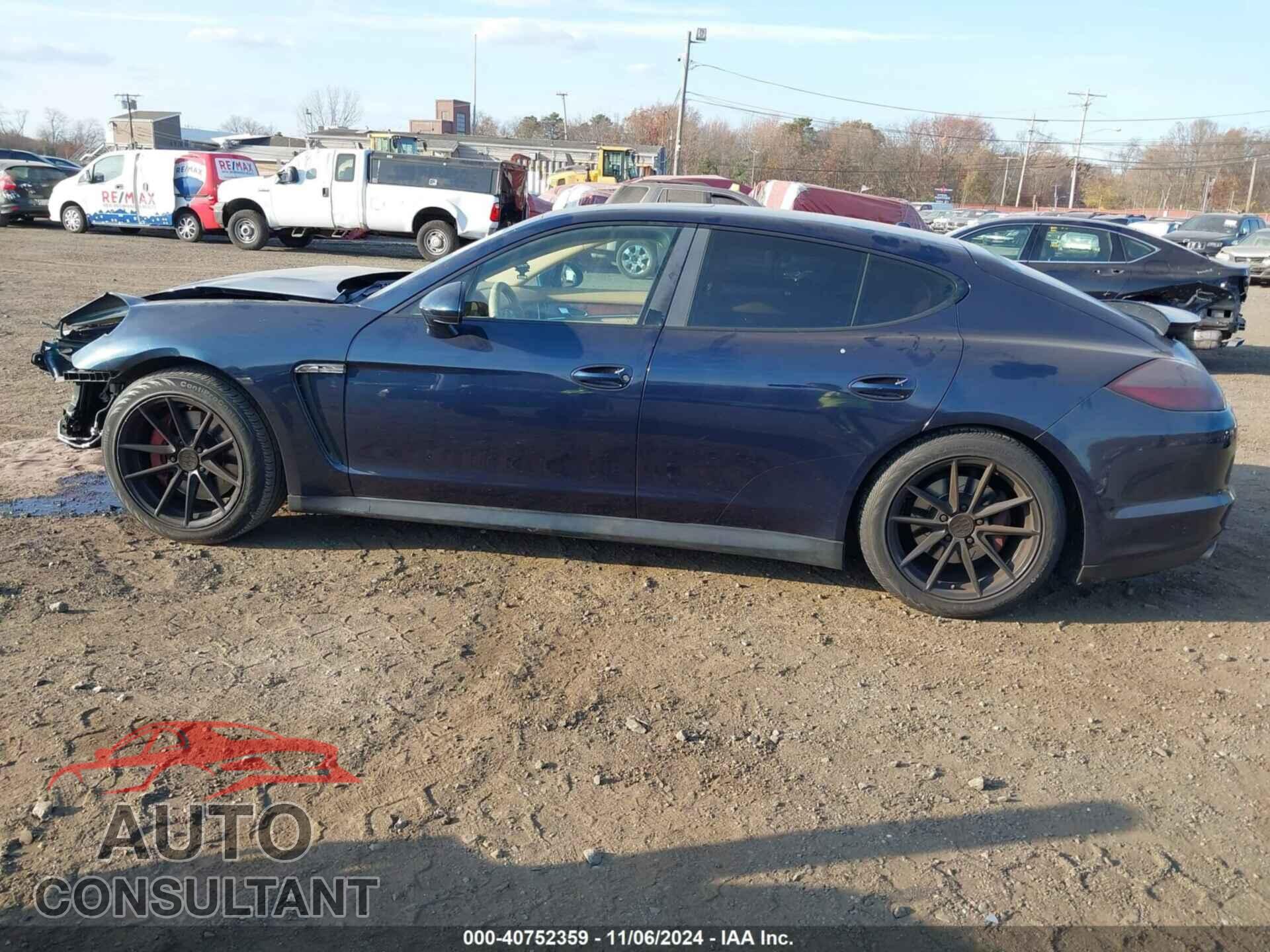 PORSCHE PANAMERA 2012 - WP0AA2A70CL013472