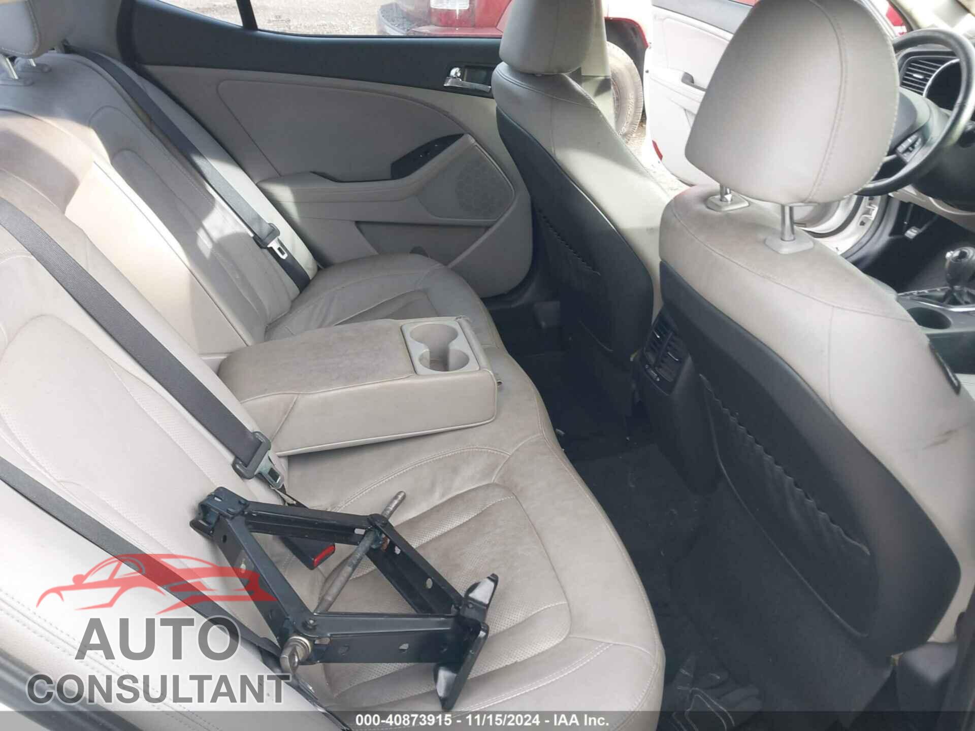 KIA OPTIMA 2011 - KNAGN4A69B5158009
