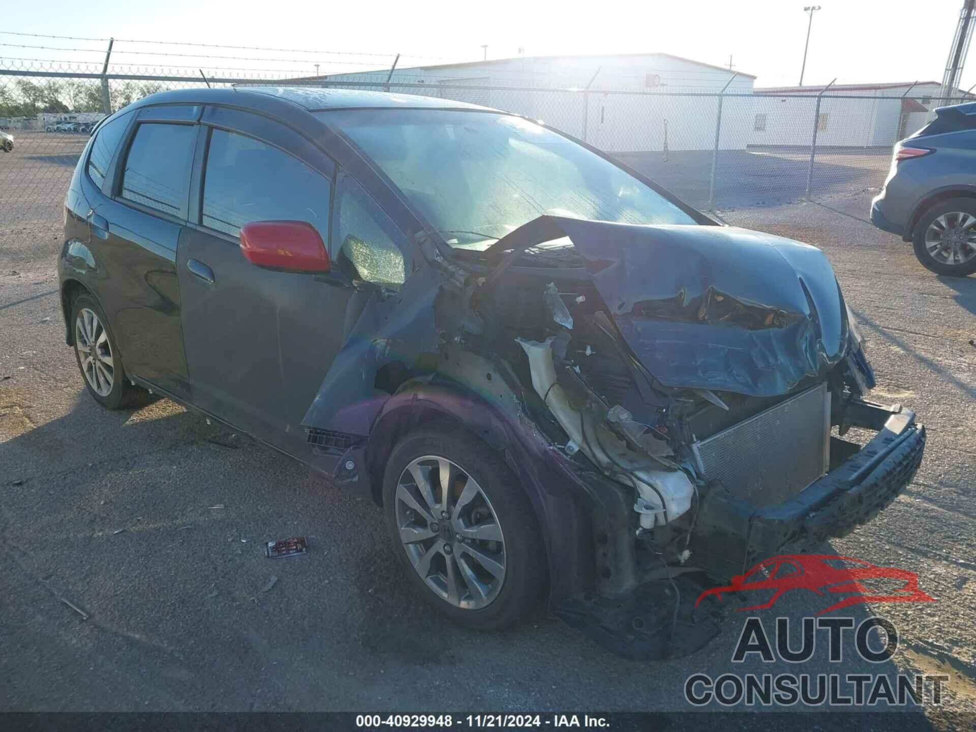 HONDA FIT 2013 - JHMGE8H68DC057864