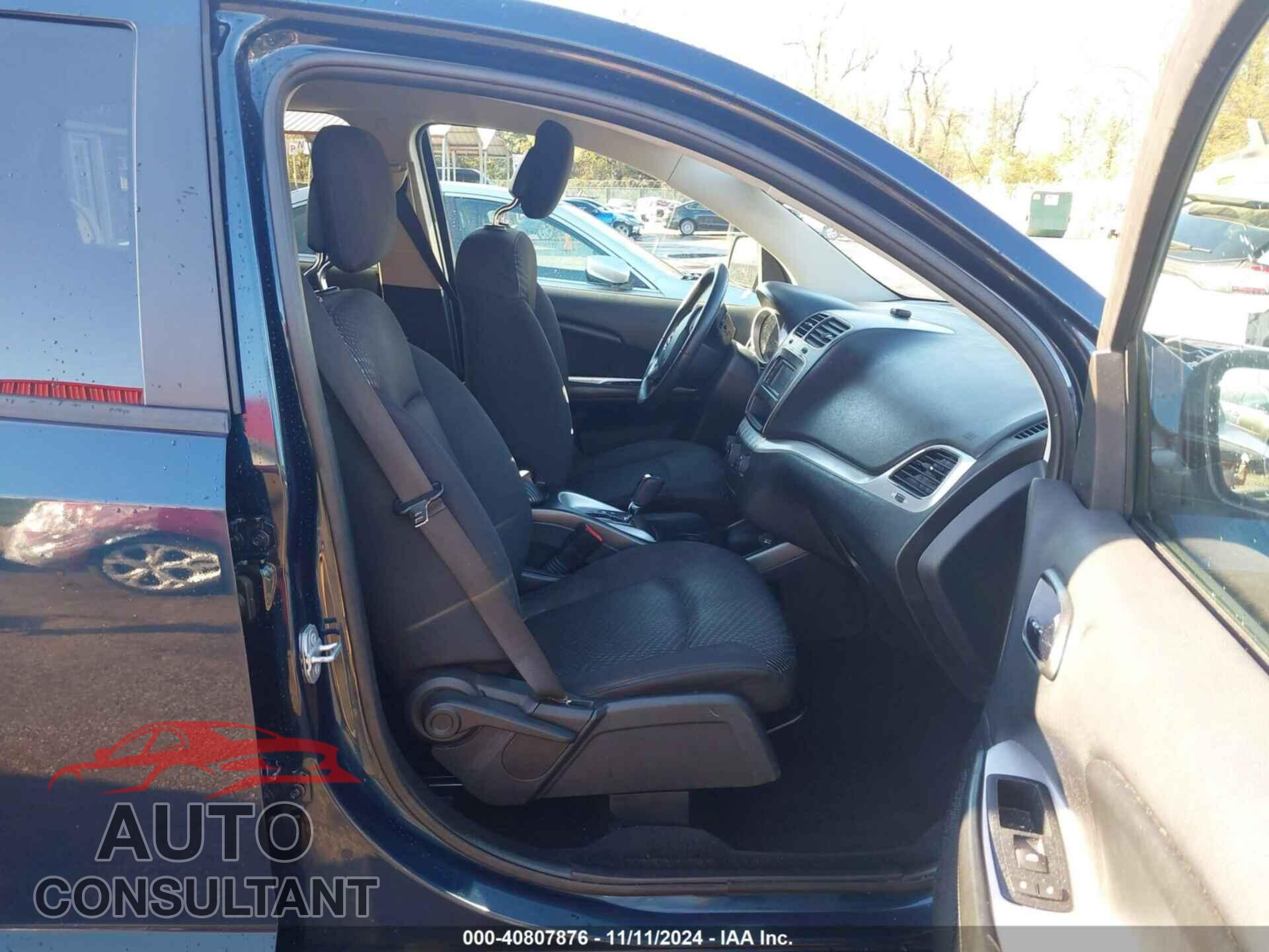 DODGE JOURNEY 2015 - 3C4PDCBB2FT679171