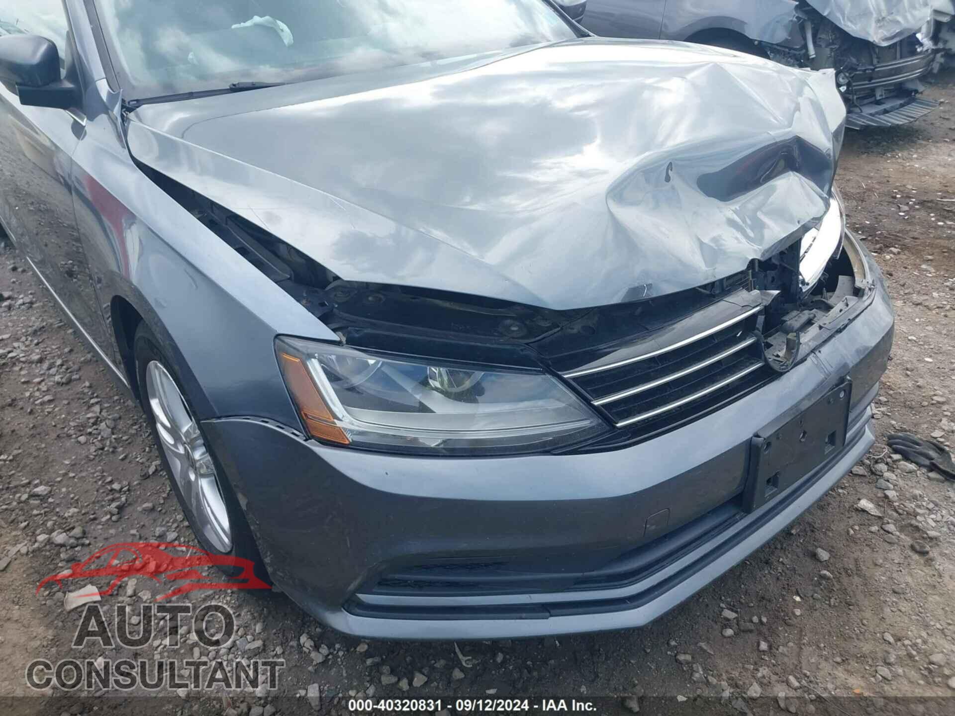 VOLKSWAGEN JETTA 2017 - 3VW2B7AJ2HM215825