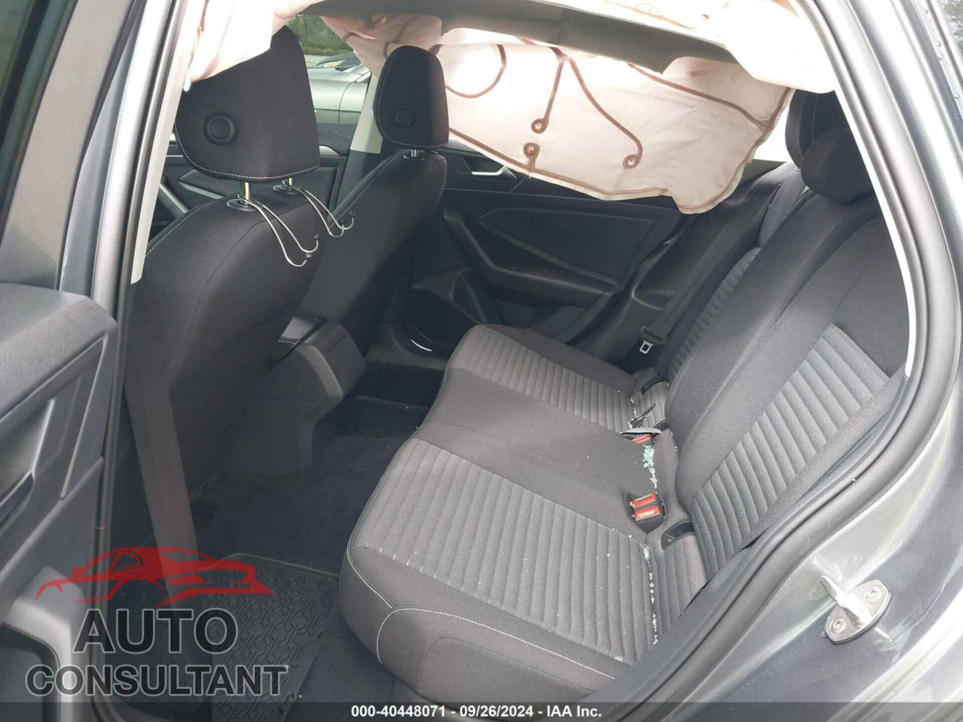 VOLKSWAGEN JETTA 2023 - 3VW5M7BUXPM044689
