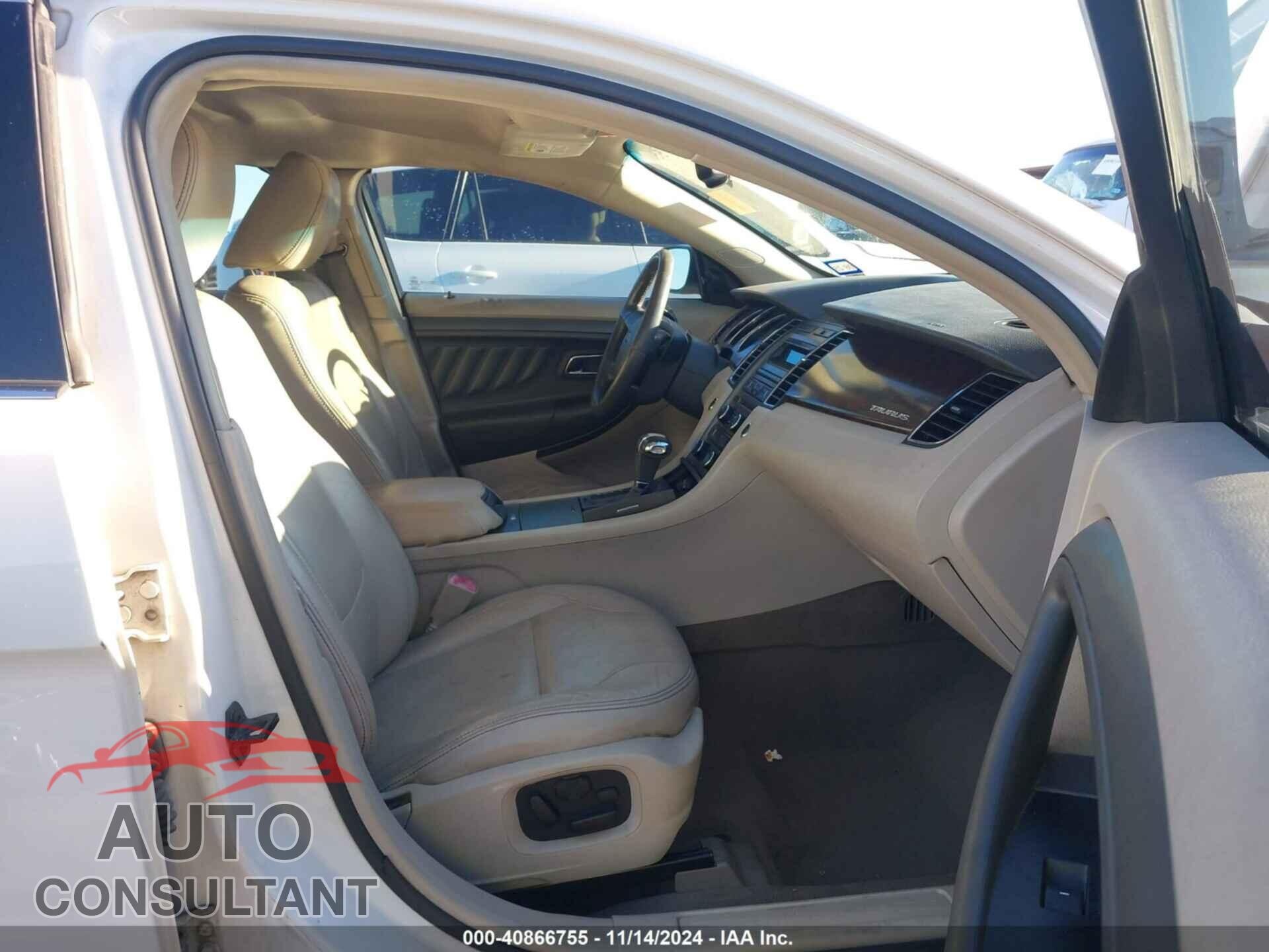 FORD TAURUS 2010 - 1FAHP2EWXAG133192