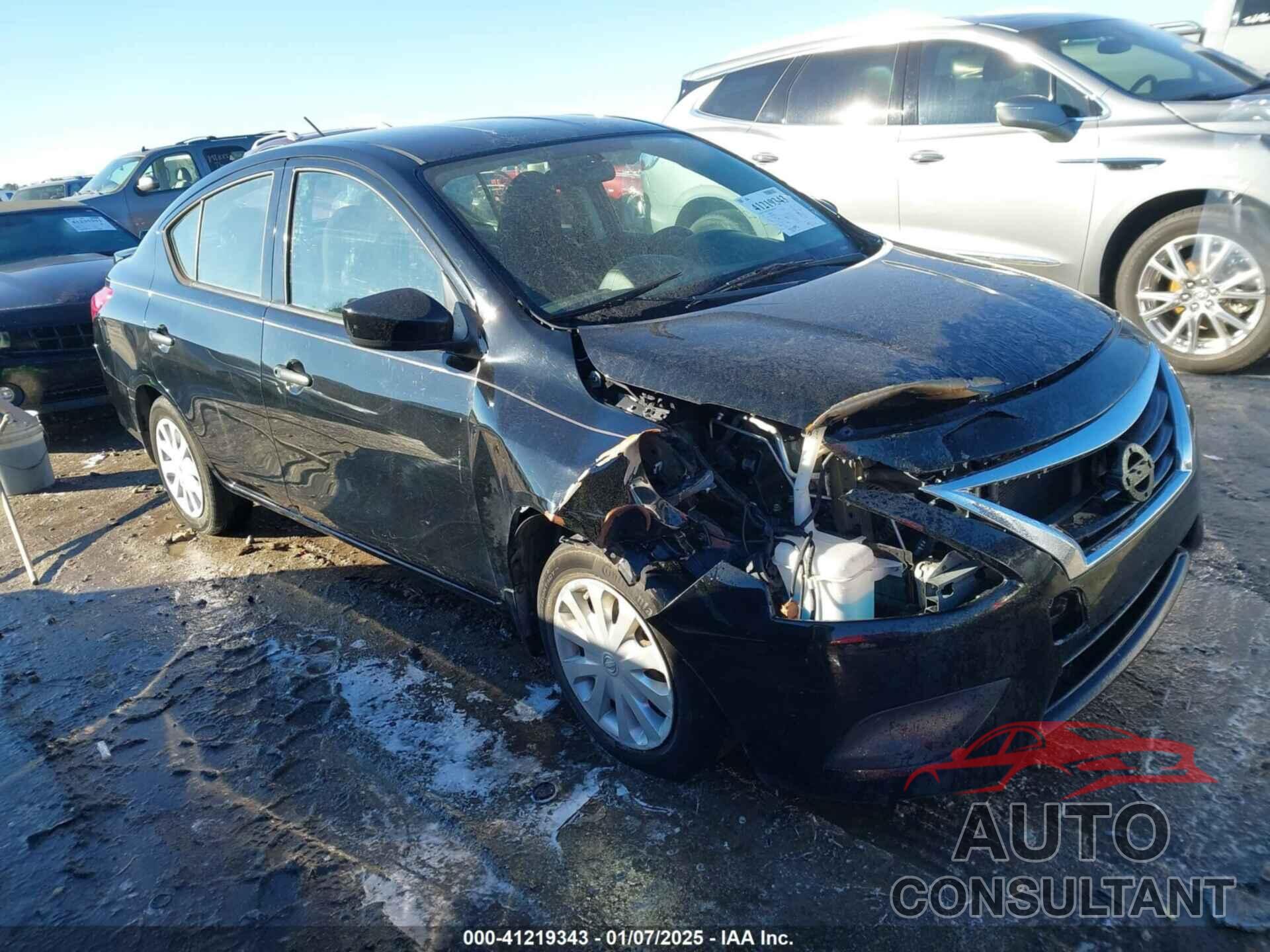 NISSAN VERSA 2017 - 3N1CN7AP6HL812293