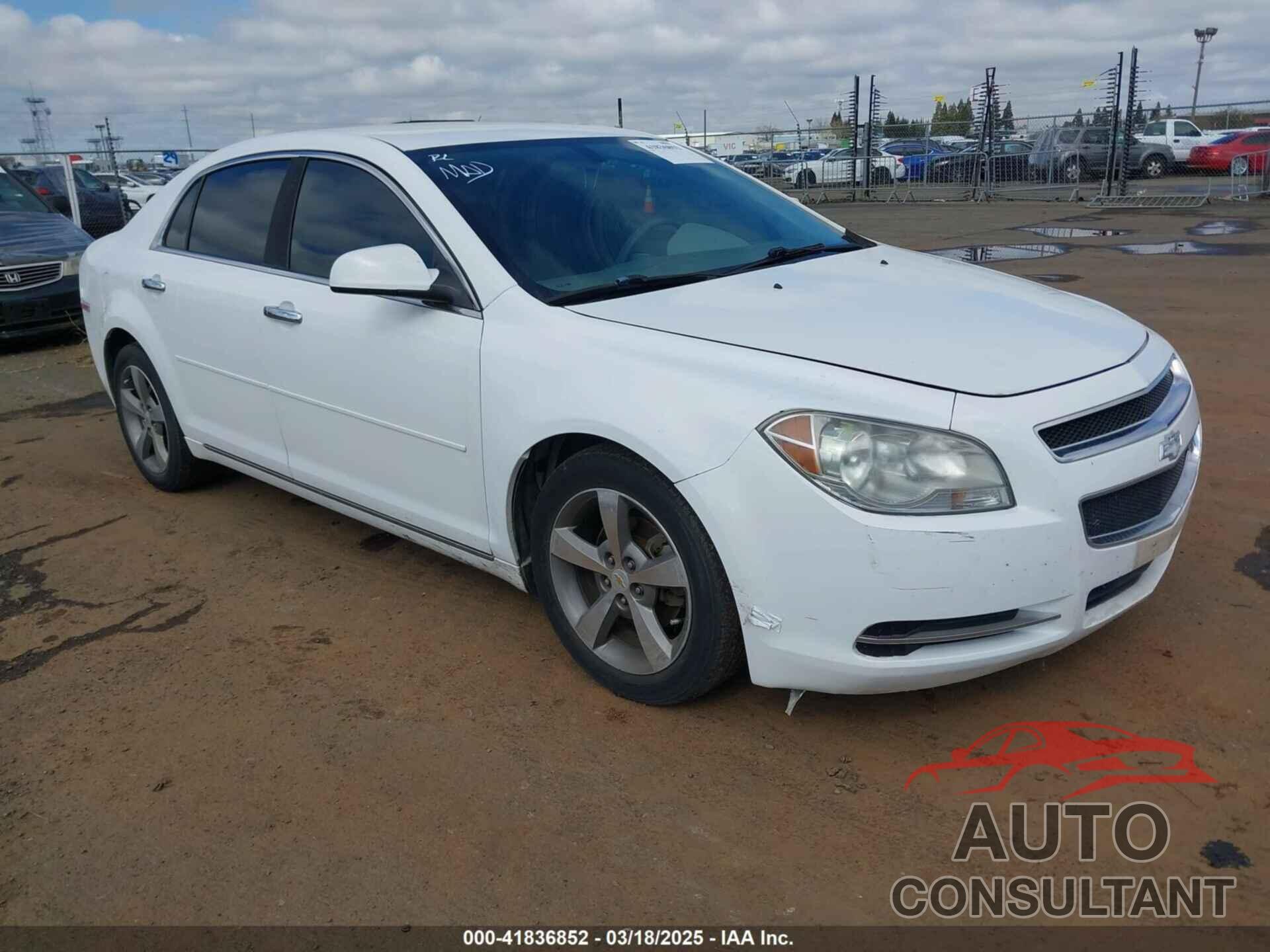 CHEVROLET MALIBU 2012 - 1G1ZC5E0XCF118202