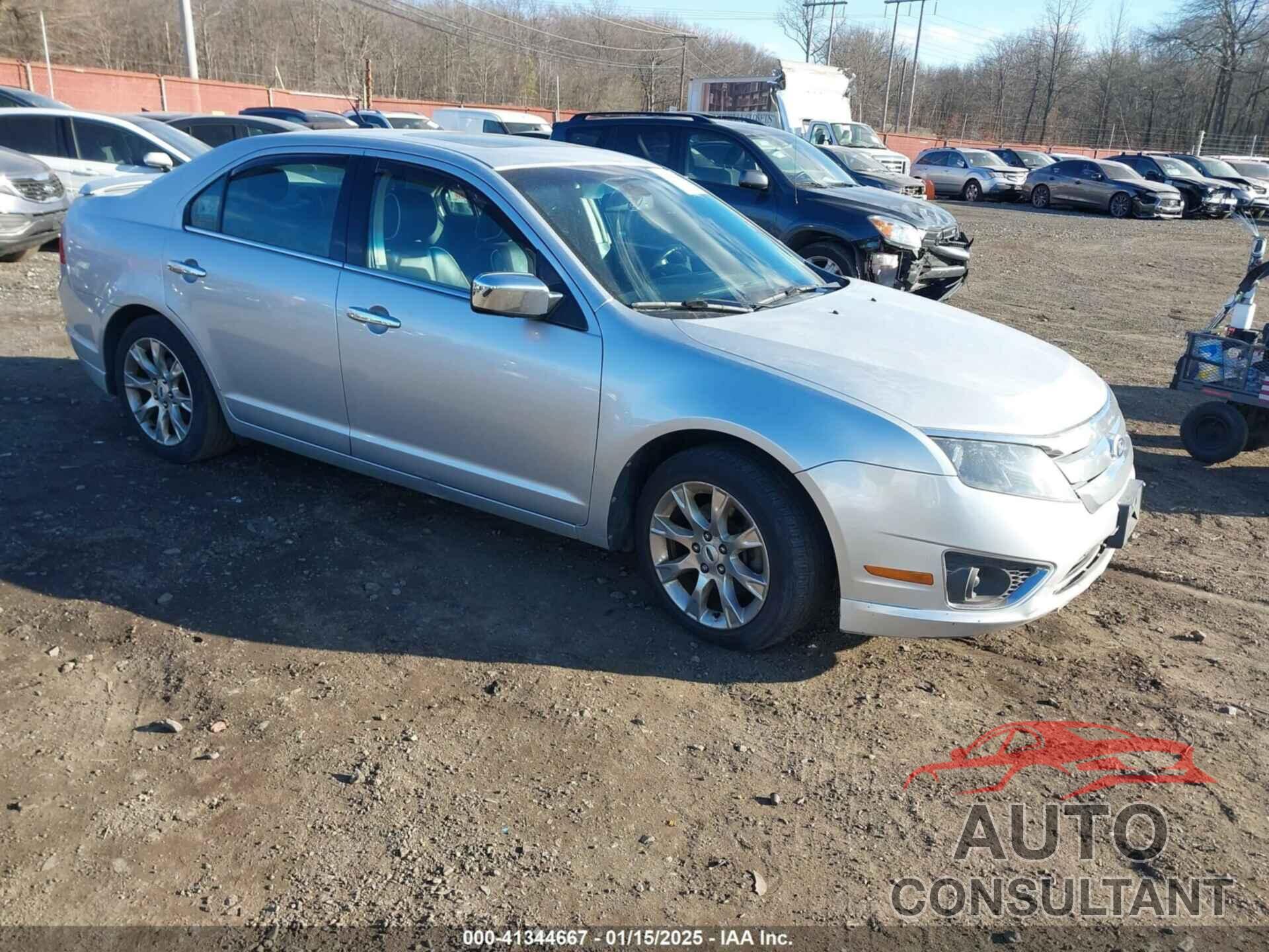 FORD FUSION 2011 - 3FAHP0JG2BR136746