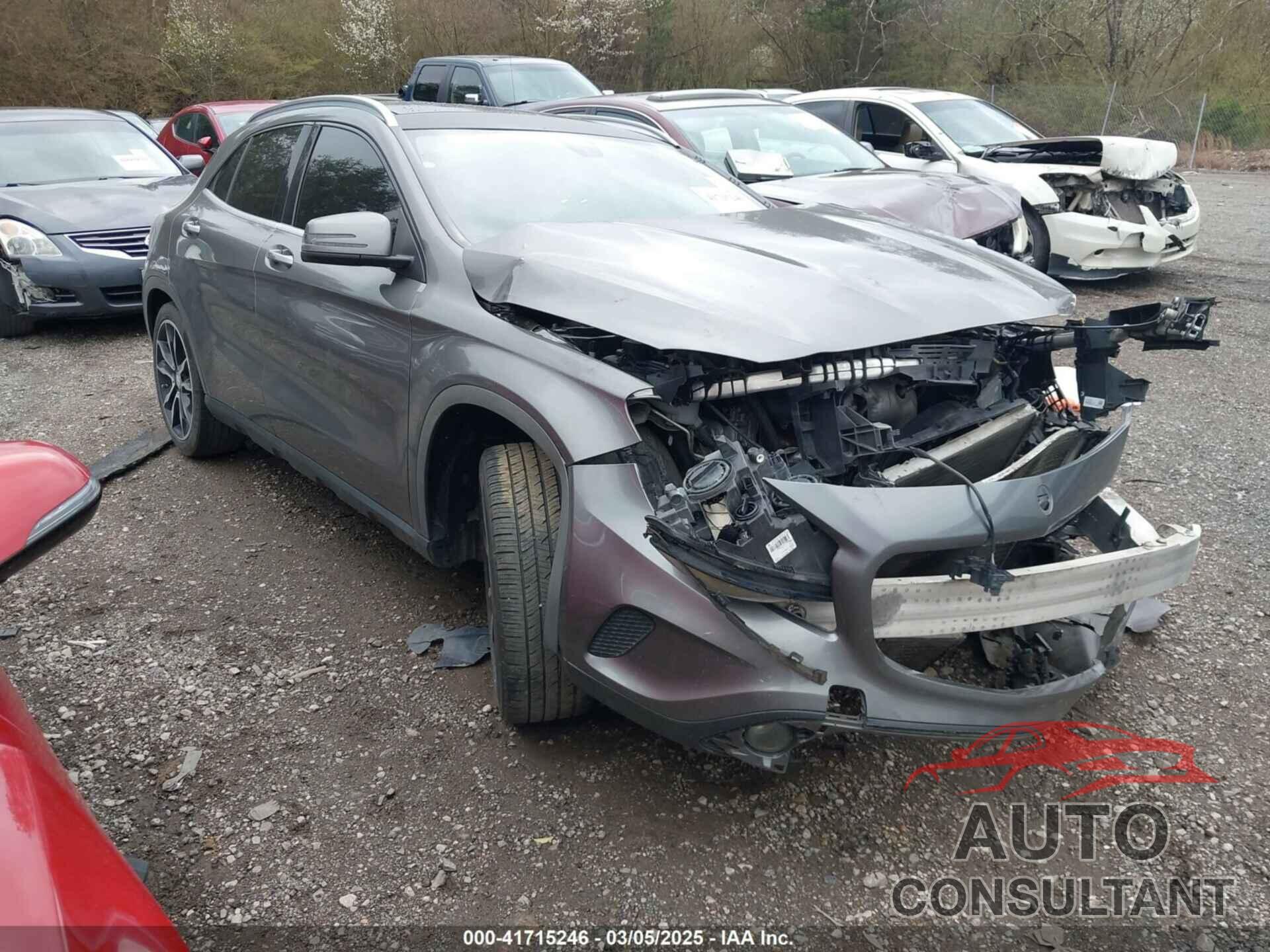 MERCEDES-BENZ GLA 250 2015 - WDCTG4EBXFJ121299
