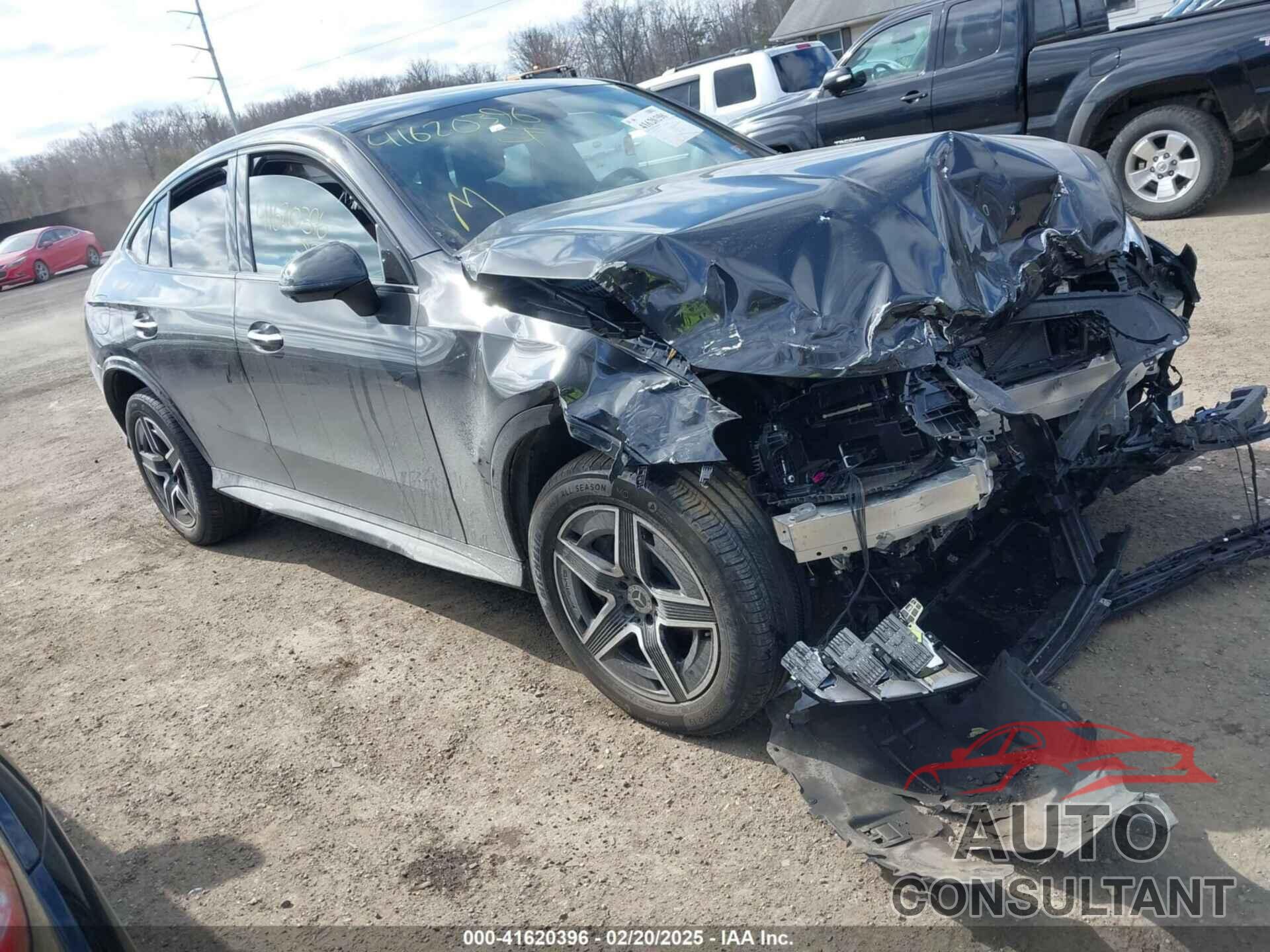 MERCEDES-BENZ GLC 300 2024 - W1NKJ4HB6RF099056