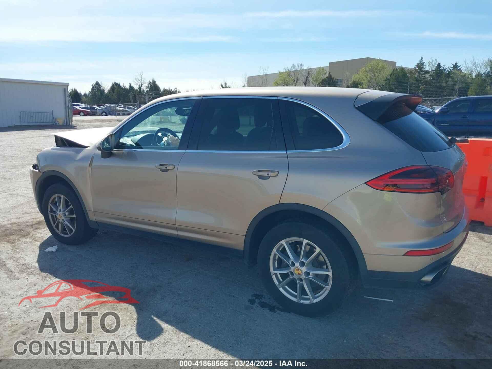 PORSCHE CAYENNE 2016 - WP1AA2A2XGKA15096