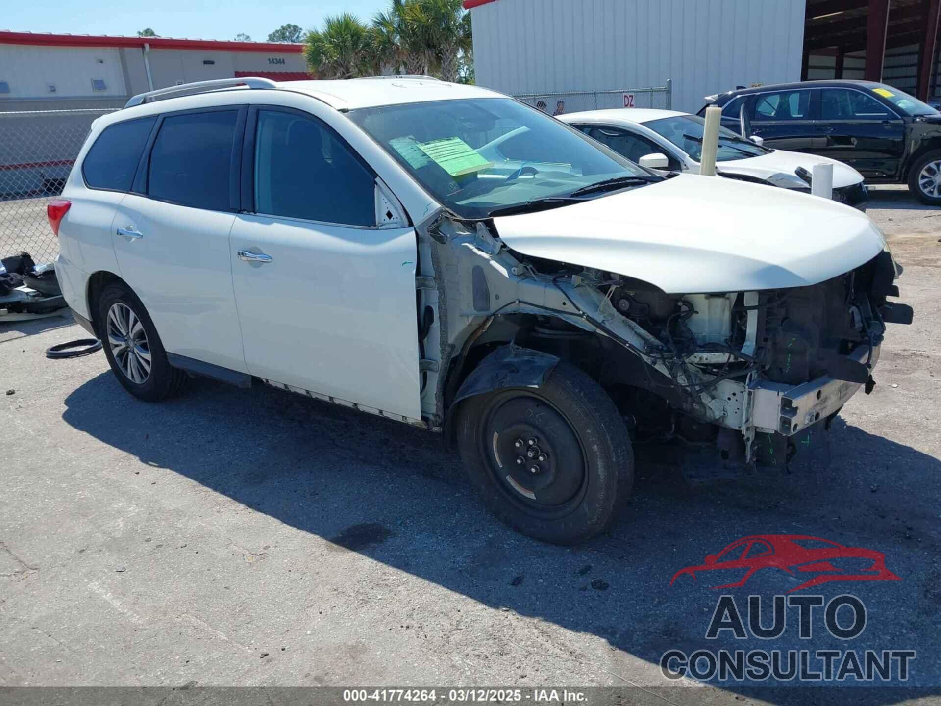 NISSAN PATHFINDER 2017 - 5N1DR2MN5HC674255