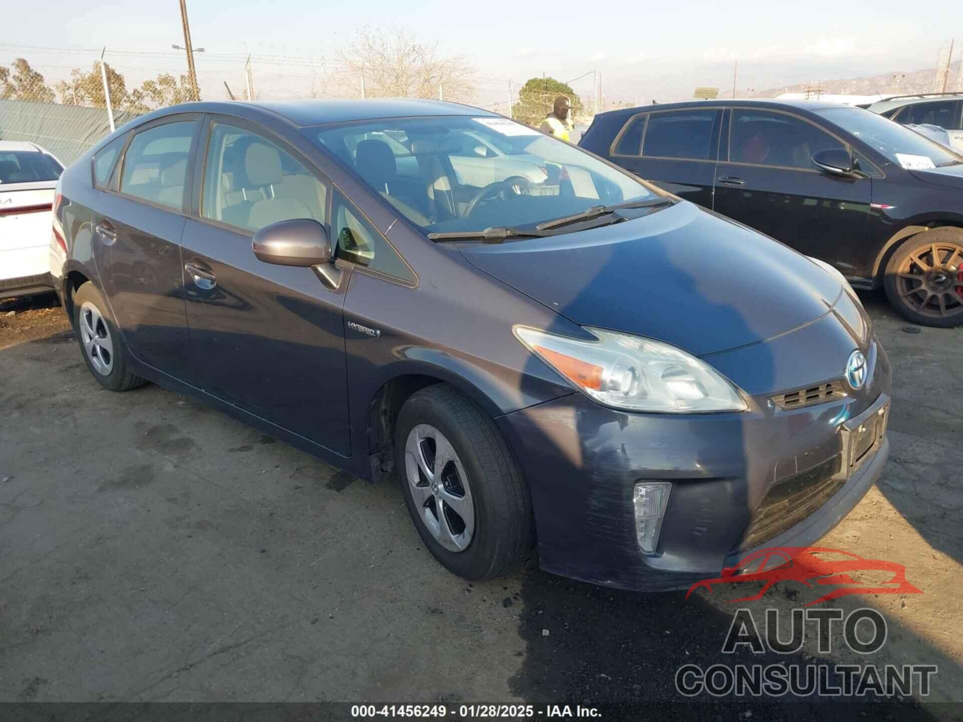 TOYOTA PRIUS 2012 - JTDKN3DUXC1601150