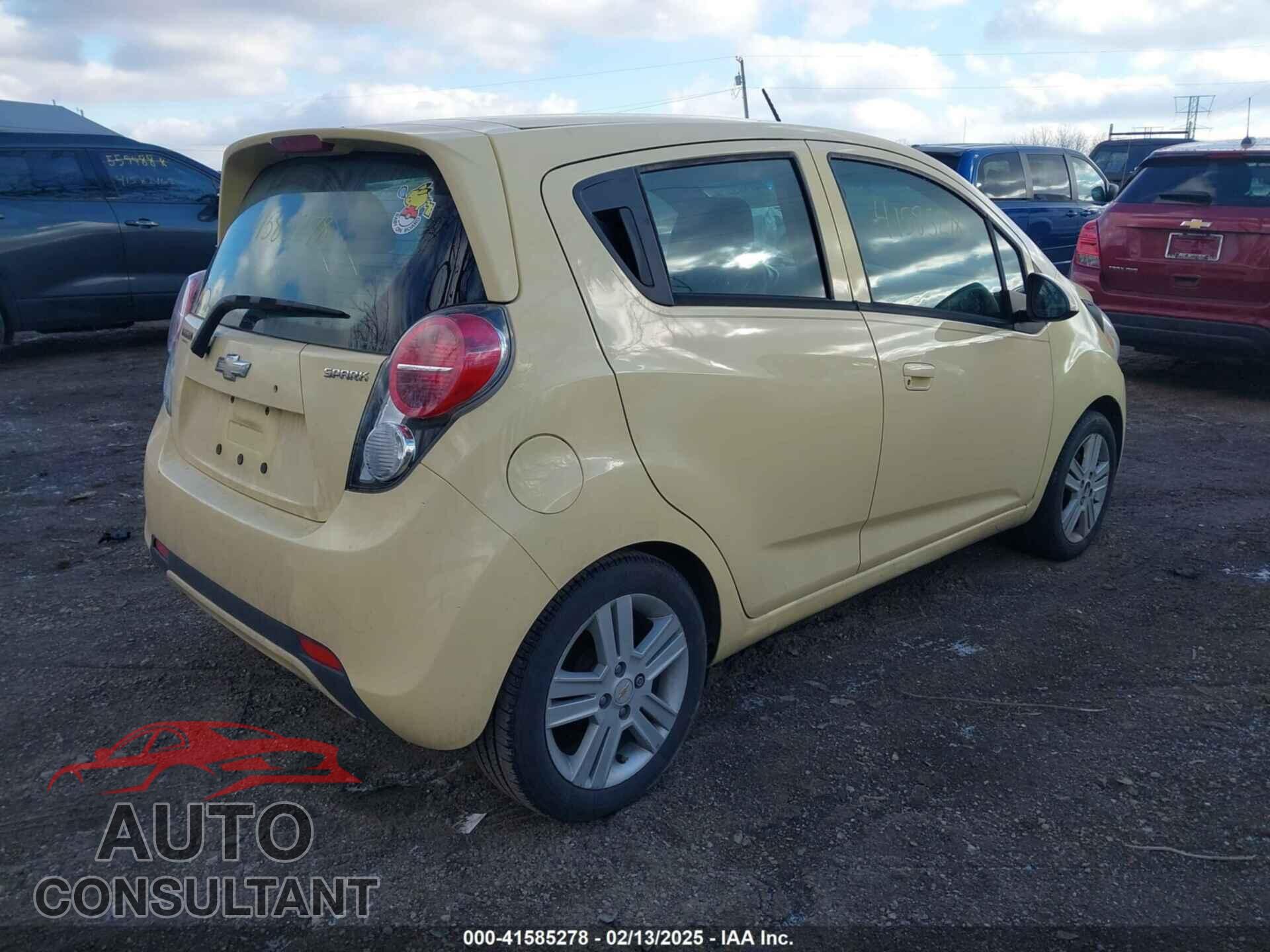 CHEVROLET SPARK 2013 - KL8CD6S95DC612840