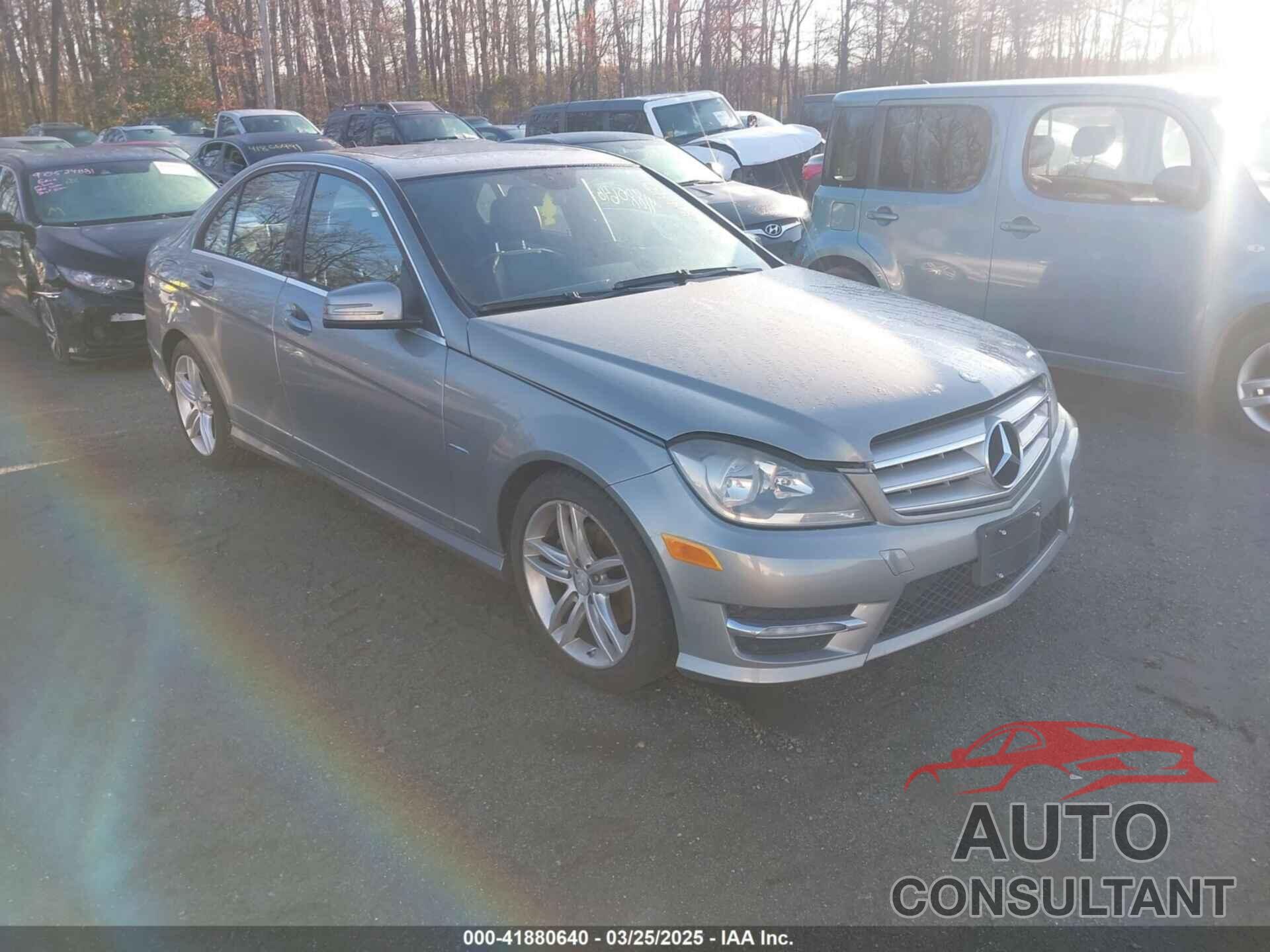 MERCEDES-BENZ C 250 2012 - WDDGF4HB5CR226924