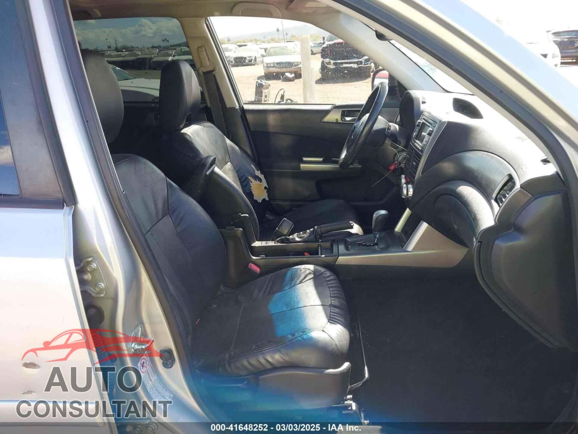 SUBARU FORESTER 2011 - JF2SHAEC7BH725241