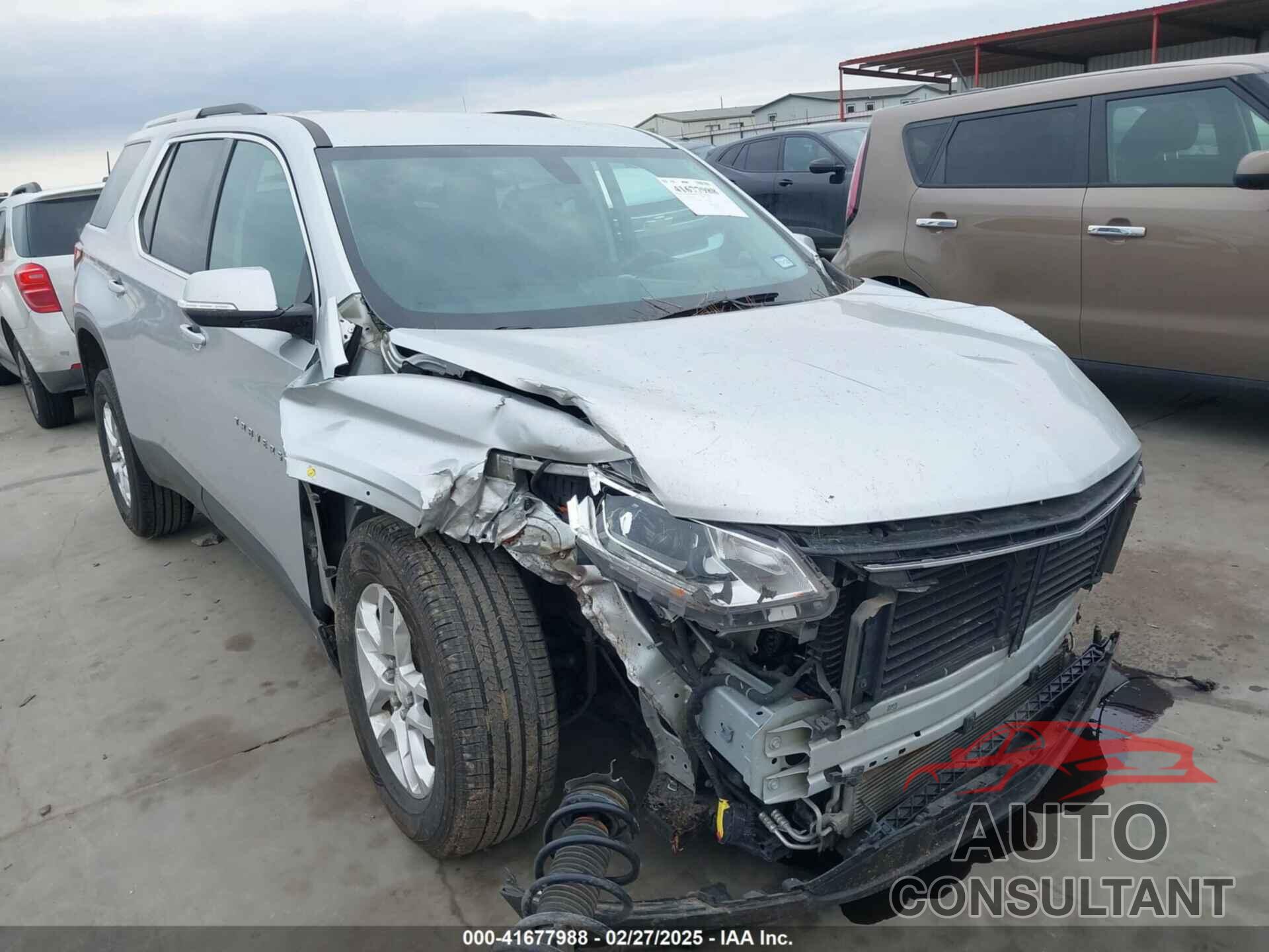 CHEVROLET TRAVERSE 2018 - 1GNERGKW7JJ135419