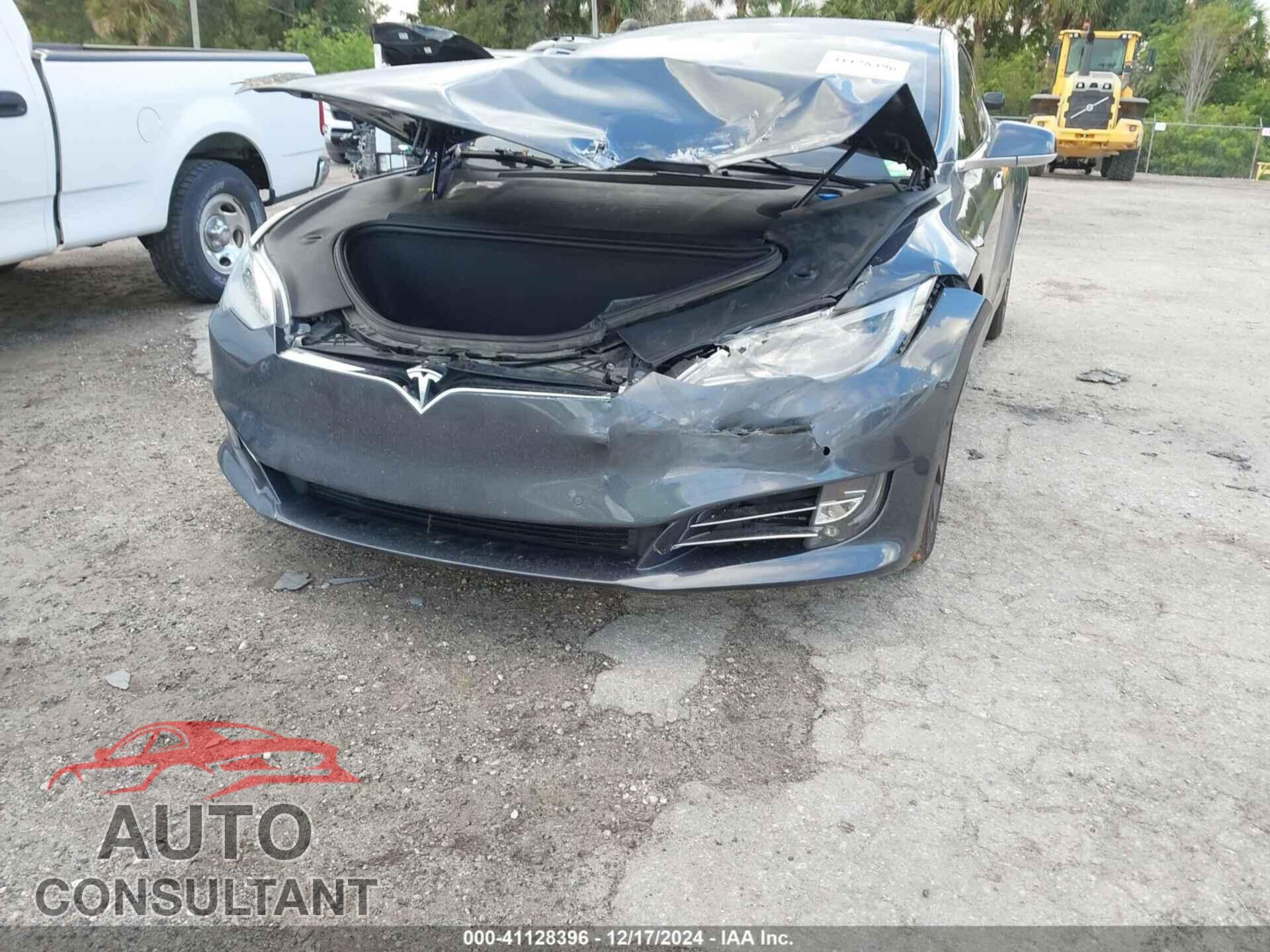 TESLA MODEL S 2017 - 5YJSA1E22HF217035