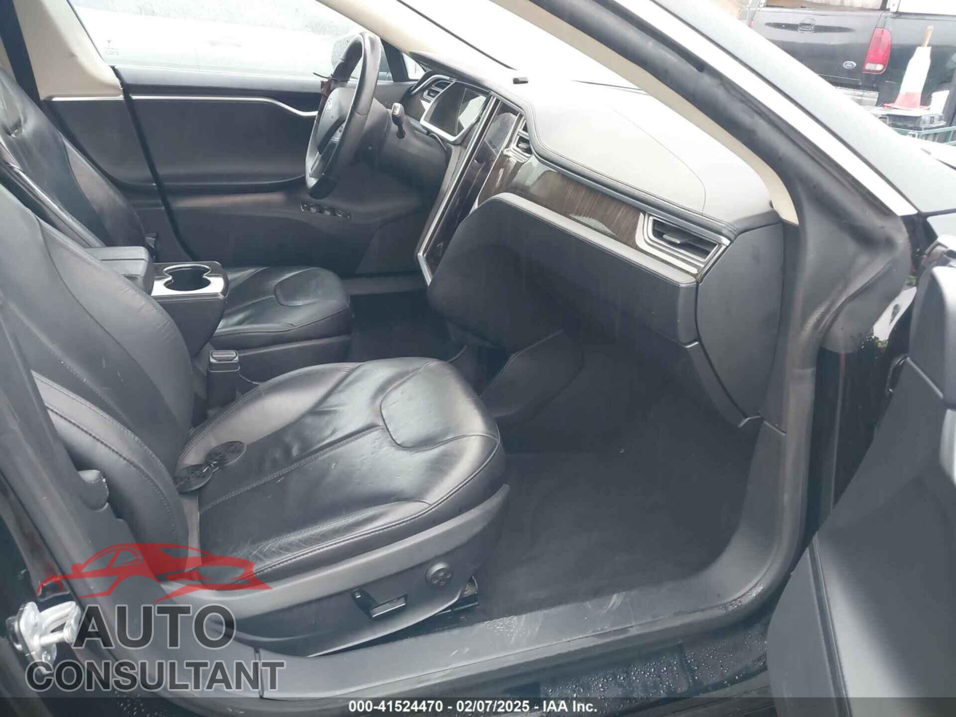 TESLA MODEL S 2013 - 5YJSA1CN0DFP20408