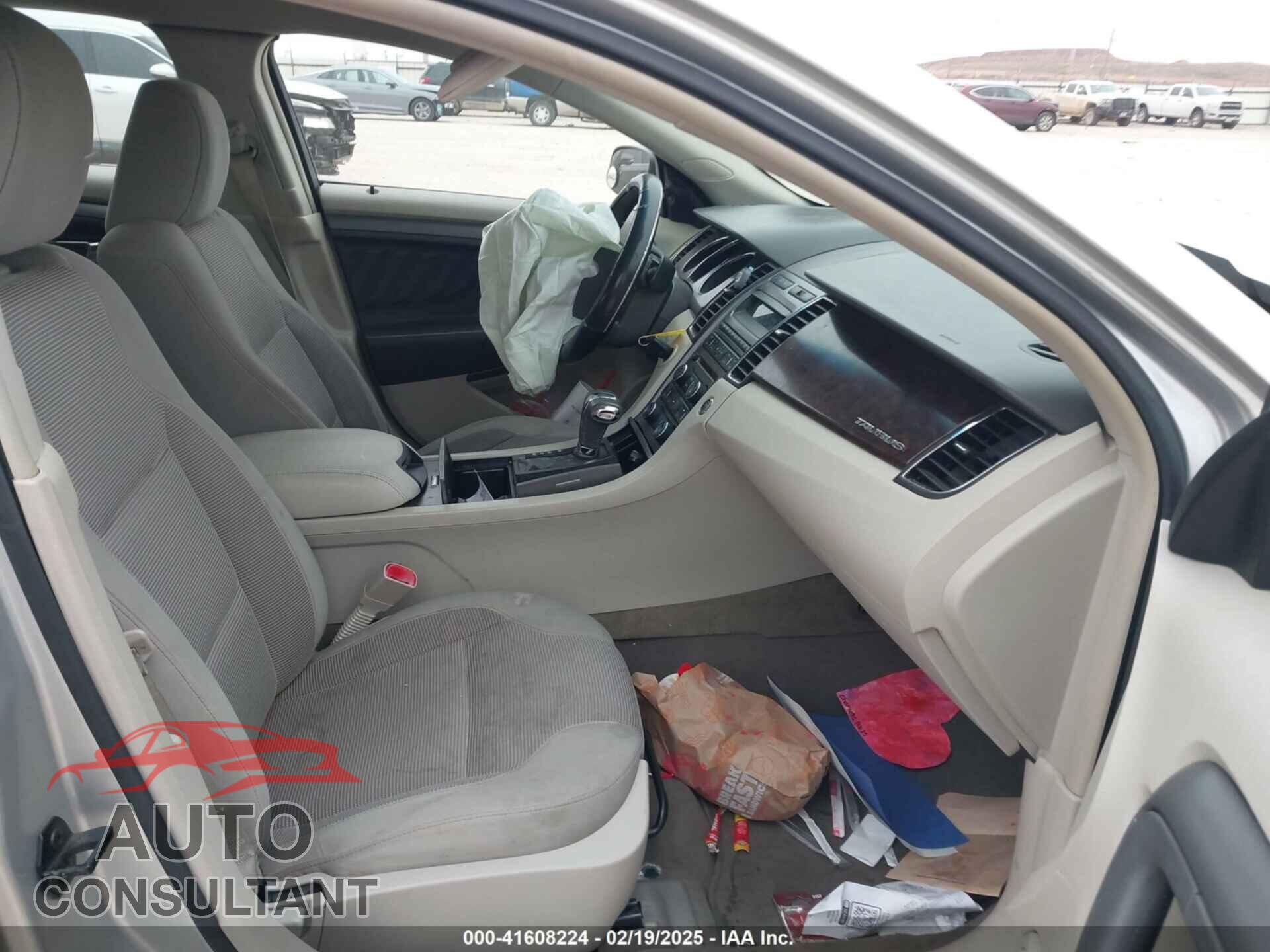 FORD TAURUS 2011 - 1FAHP2EW5BG133814