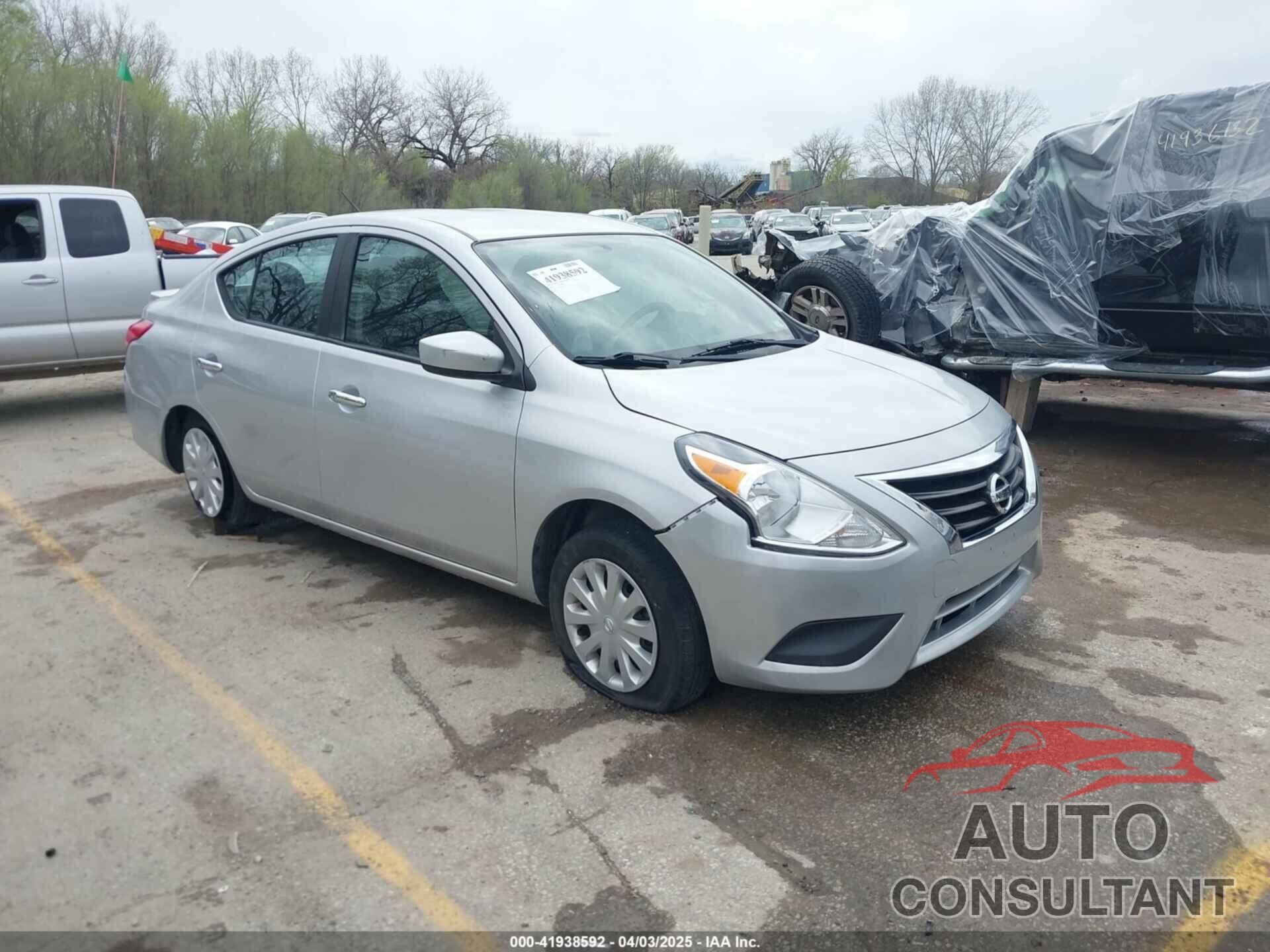NISSAN VERSA 2019 - 3N1CN7AP6KL862635
