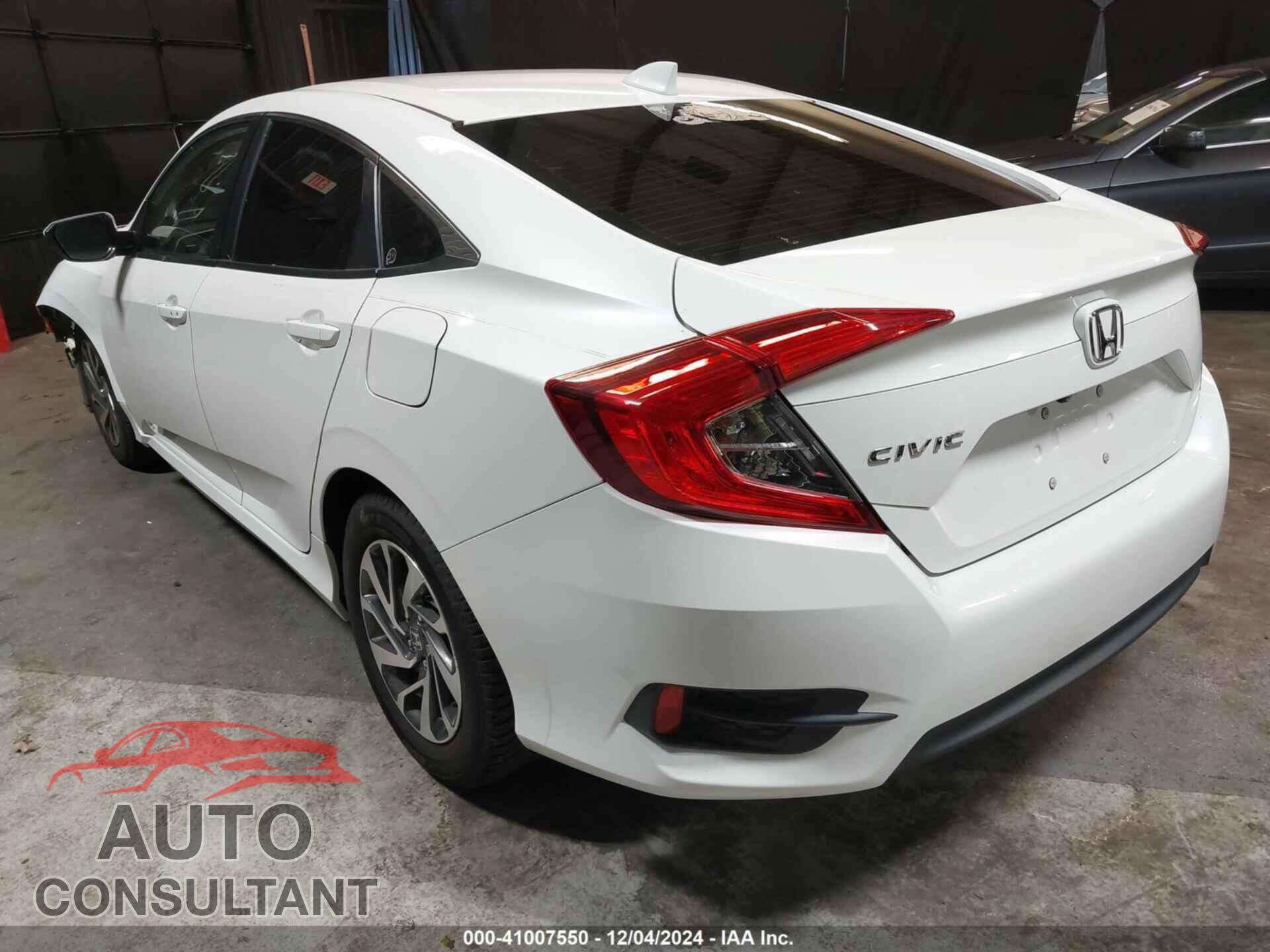 HONDA CIVIC 2017 - 19XFC2F78HE225304