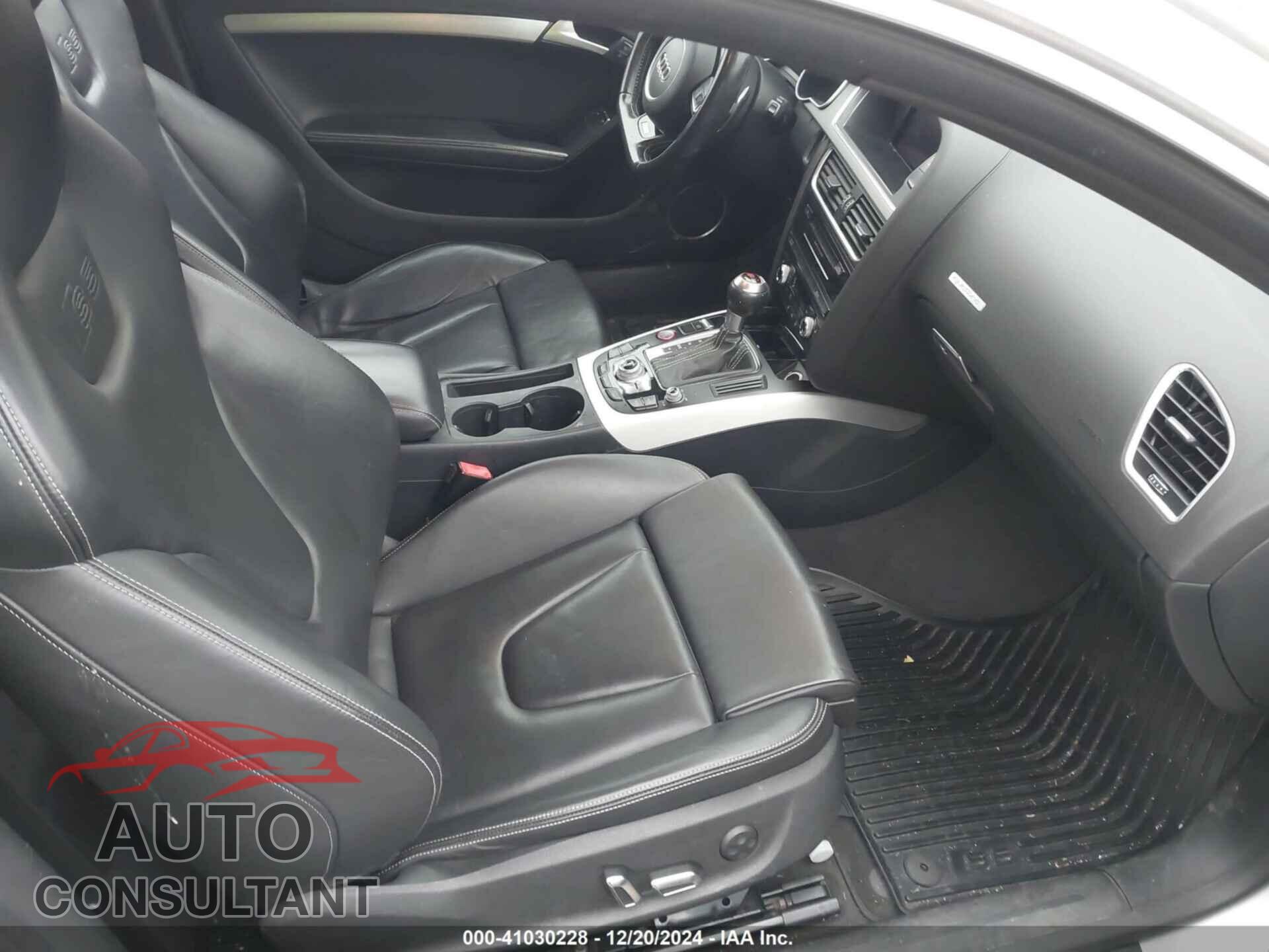 AUDI S5 2014 - WAUCGAFRXEA052061