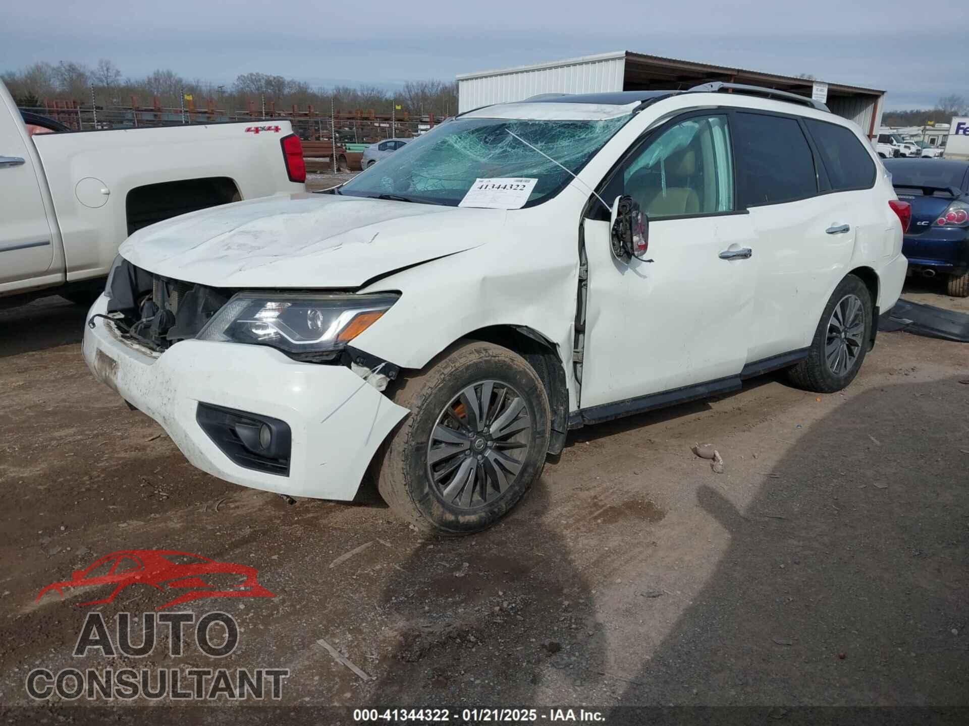 NISSAN PATHFINDER 2017 - 5N1DR2MM3HC659356