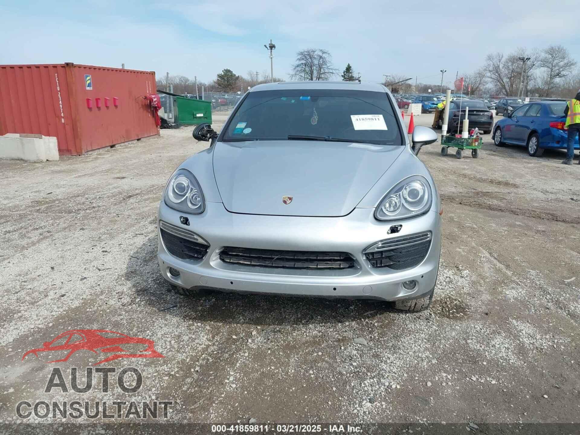 PORSCHE CAYENNE 2012 - WP1AA2A20CLA08498