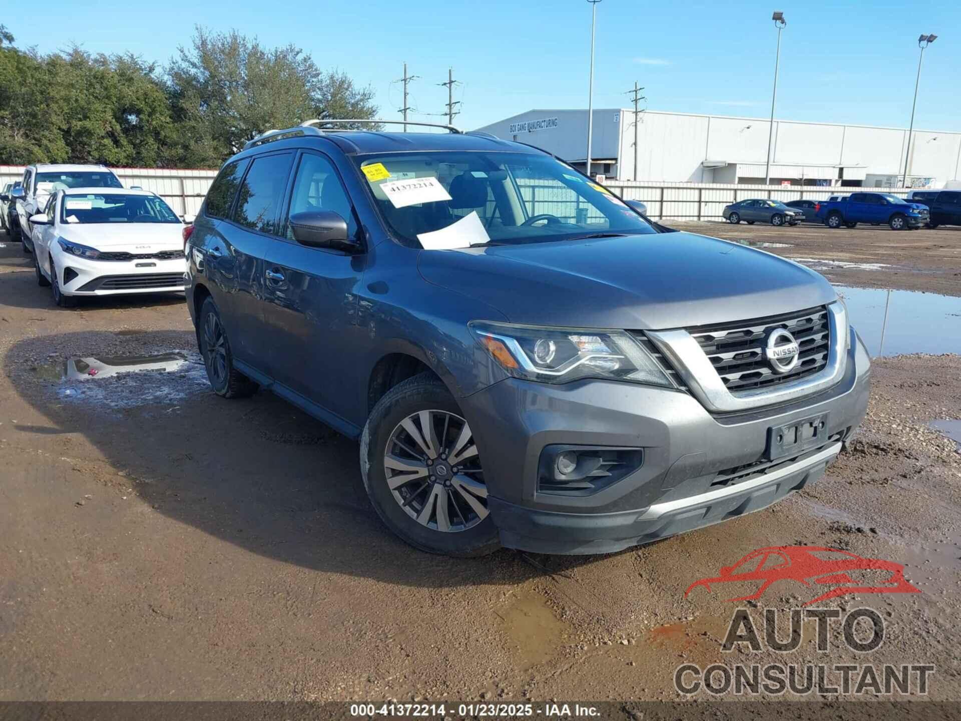 NISSAN PATHFINDER 2018 - 5N1DR2MN3JC666080