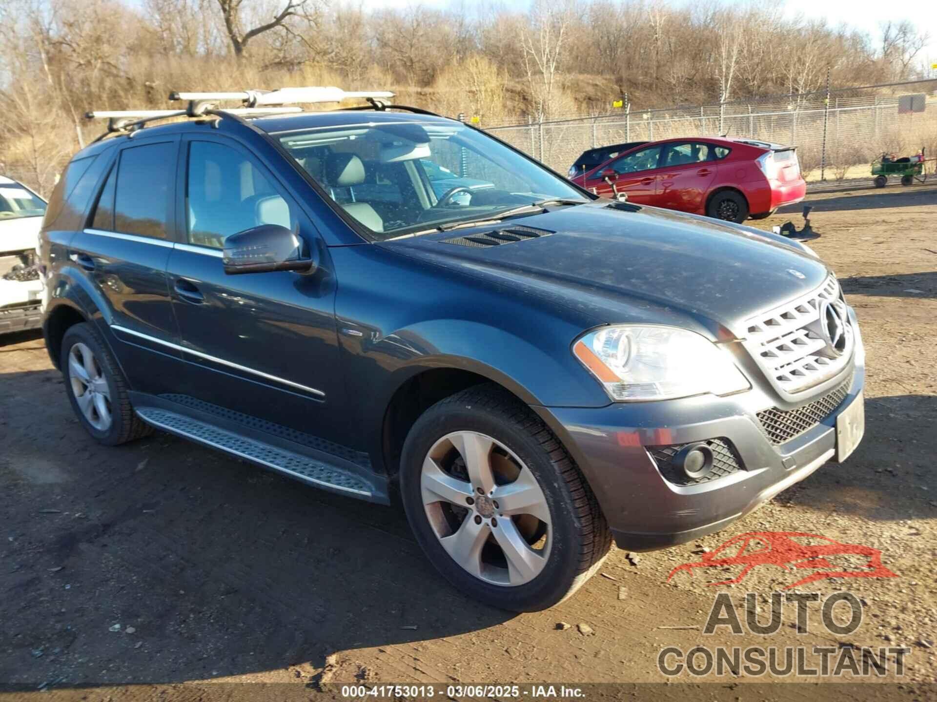MERCEDES-BENZ ML 350 BLUETEC 2011 - 4JGBB2FB8BA735003
