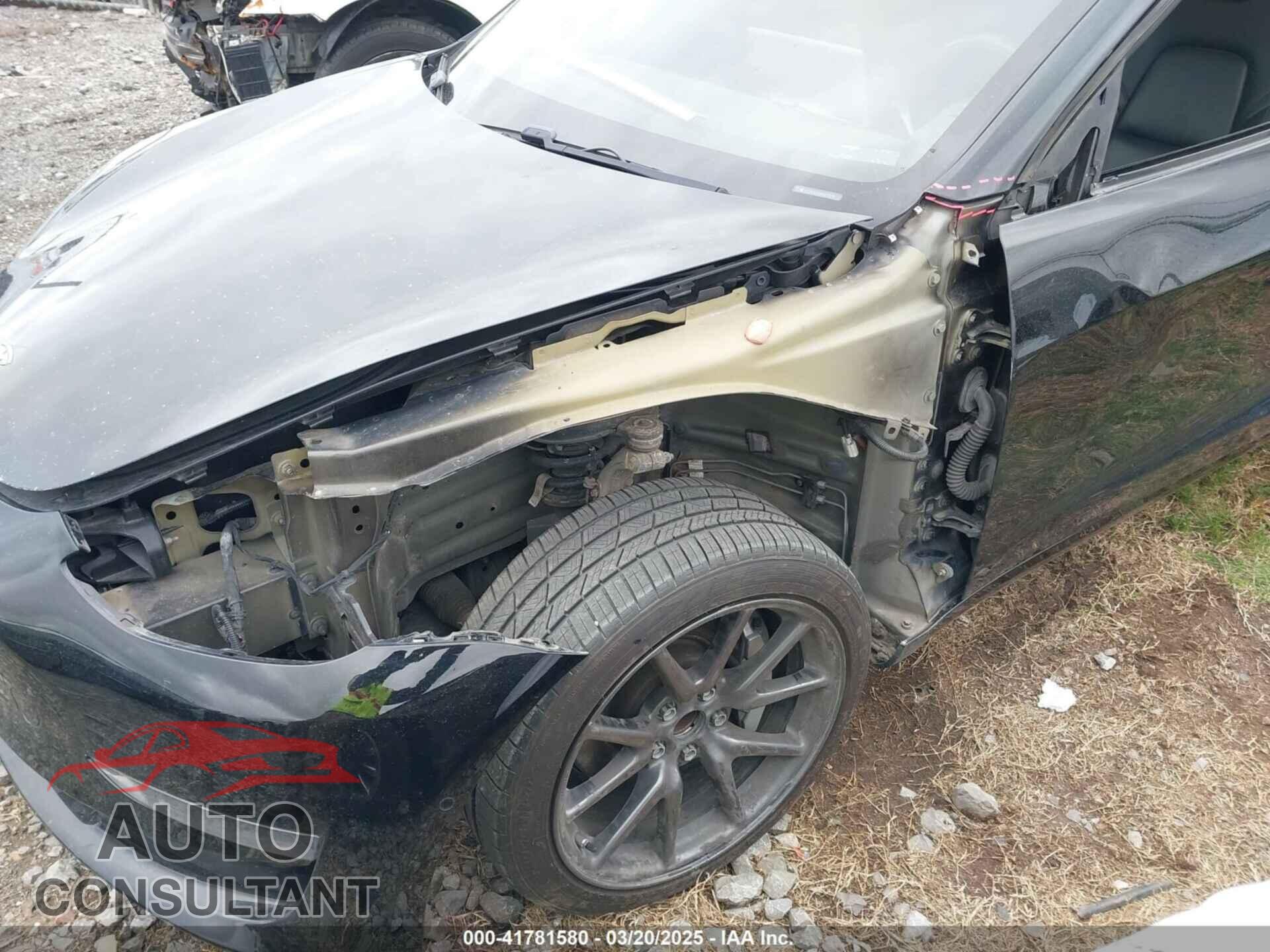 TESLA MODEL 3 2019 - 5YJ3E1EA2KF317028
