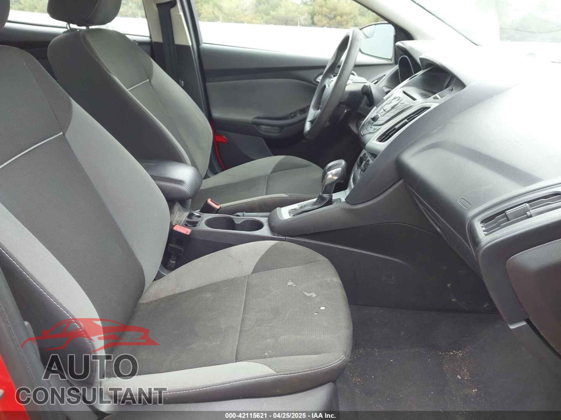 FORD FOCUS 2013 - 1FADP3F27DL113607