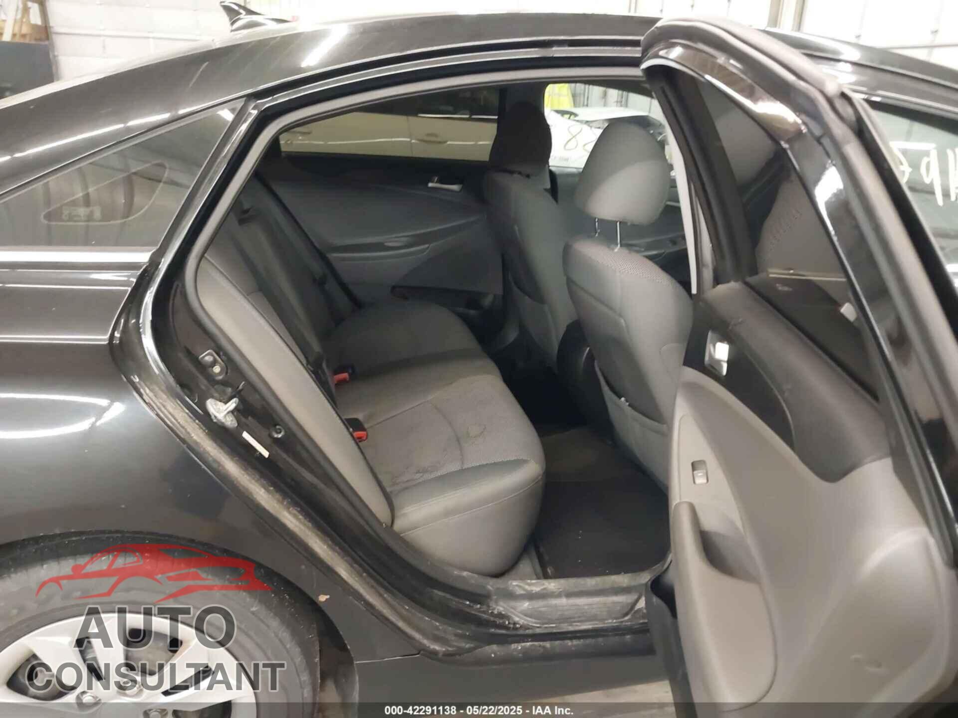 HYUNDAI SONATA 2011 - 5NPEB4AC2BH144039
