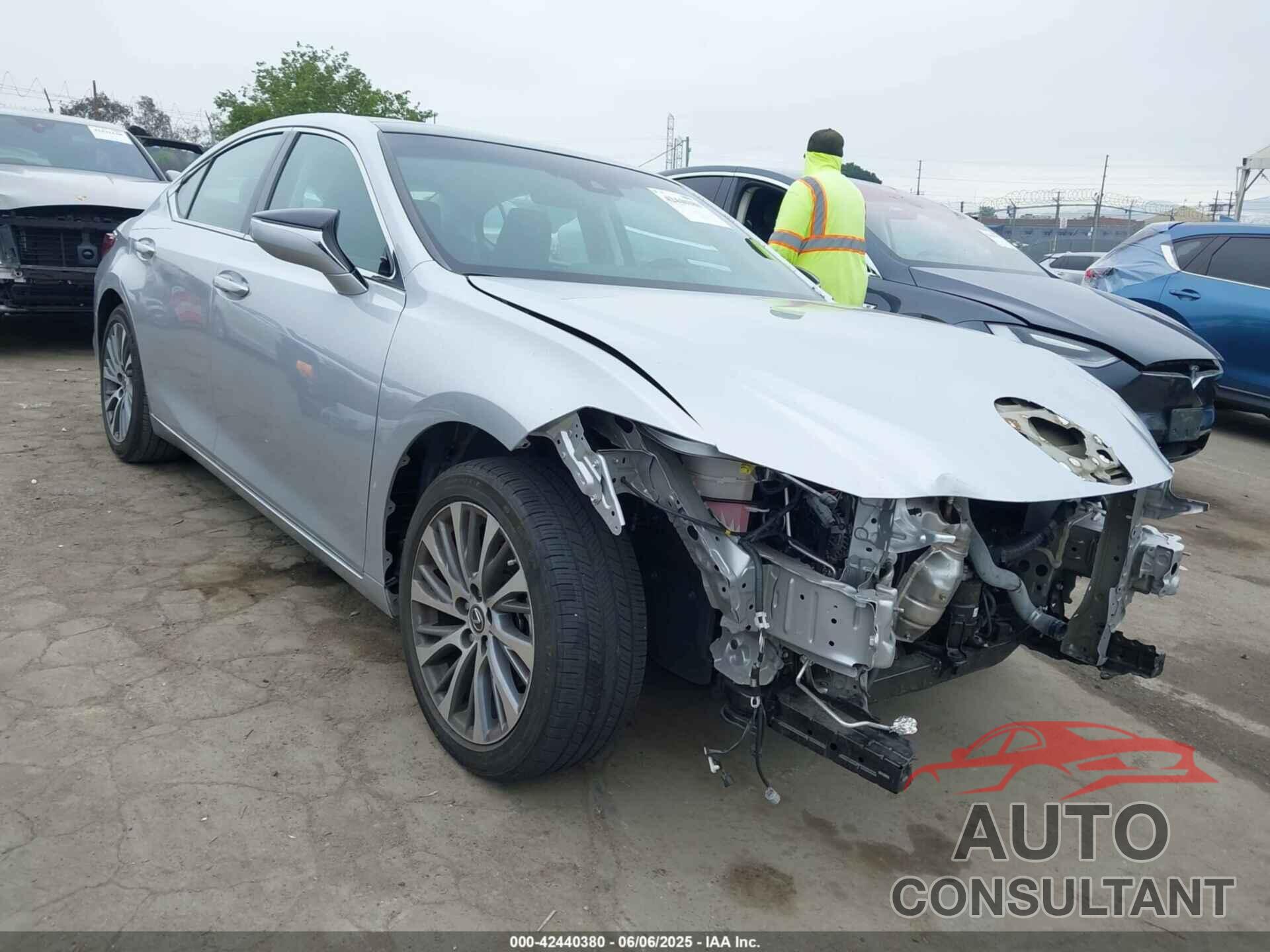 LEXUS ES 350 2019 - 58ABZ1B16KU046927
