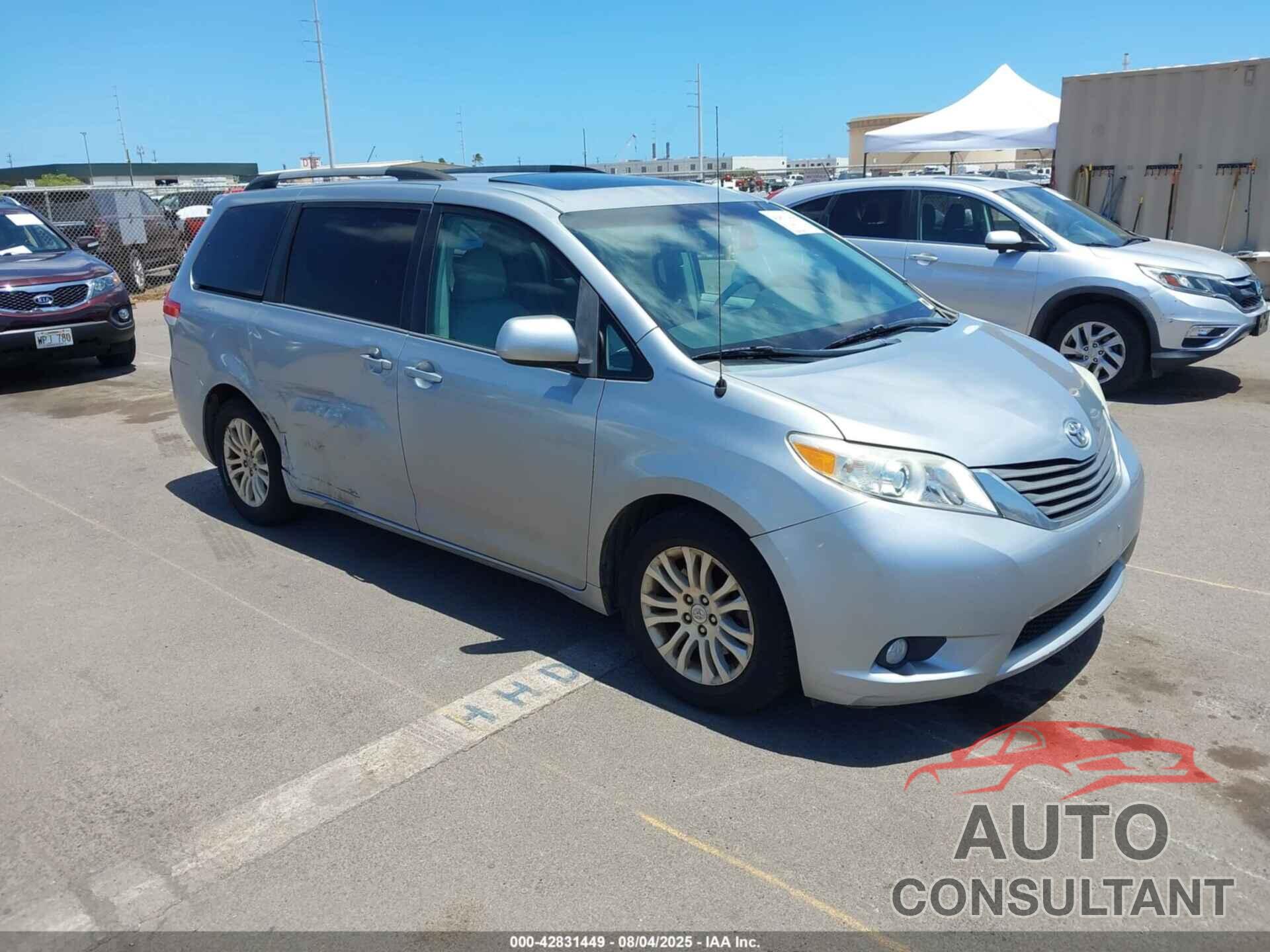 TOYOTA SIENNA 2013 - 5TDYK3DCXDS310131