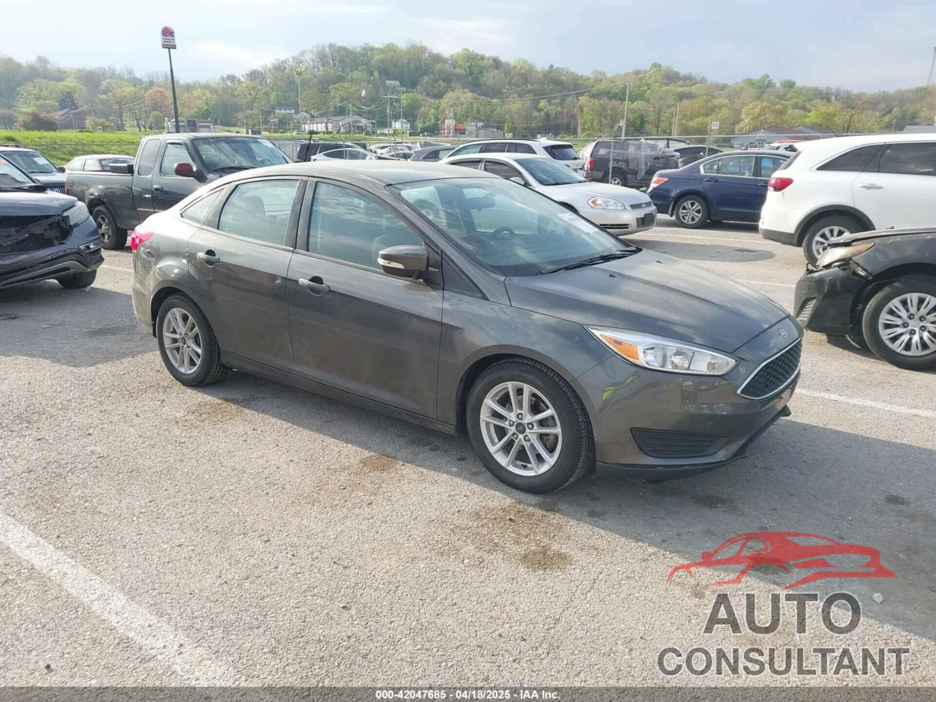 FORD FOCUS 2017 - 1FADP3F21HL228709