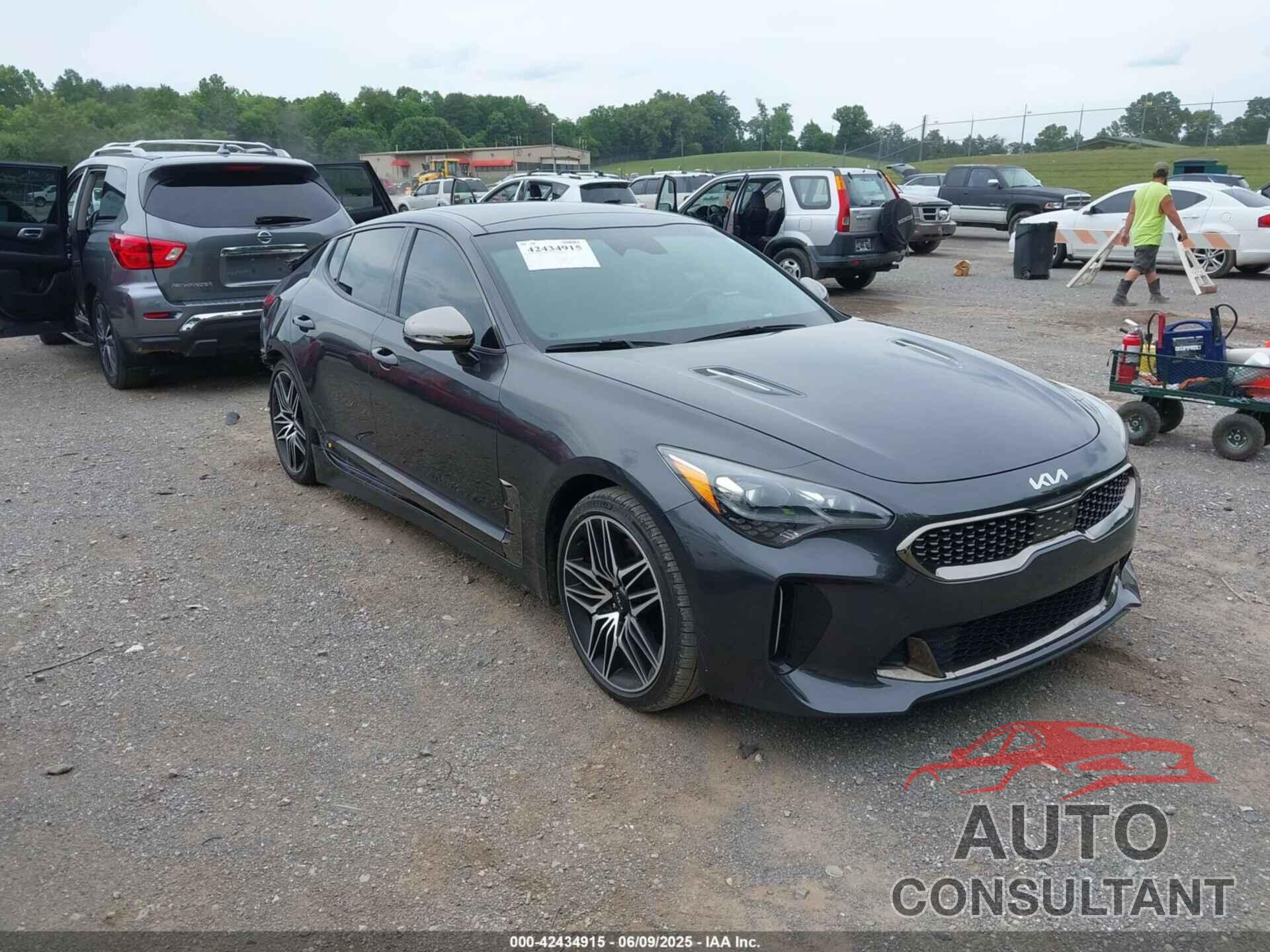 KIA STINGER 2023 - KNAE55LCXP6135209