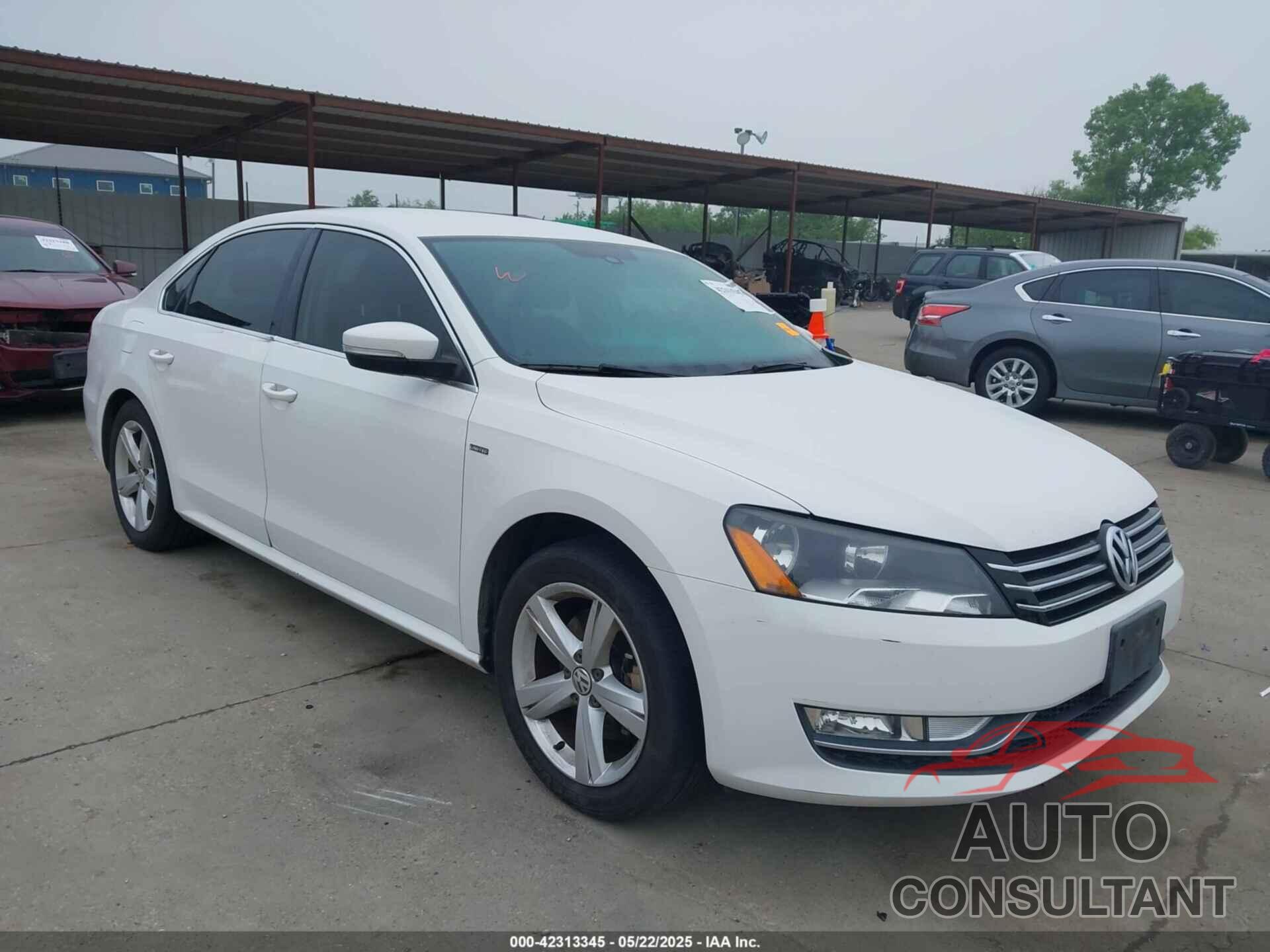VOLKSWAGEN PASSAT 2015 - 1VWAT7A33FC093663