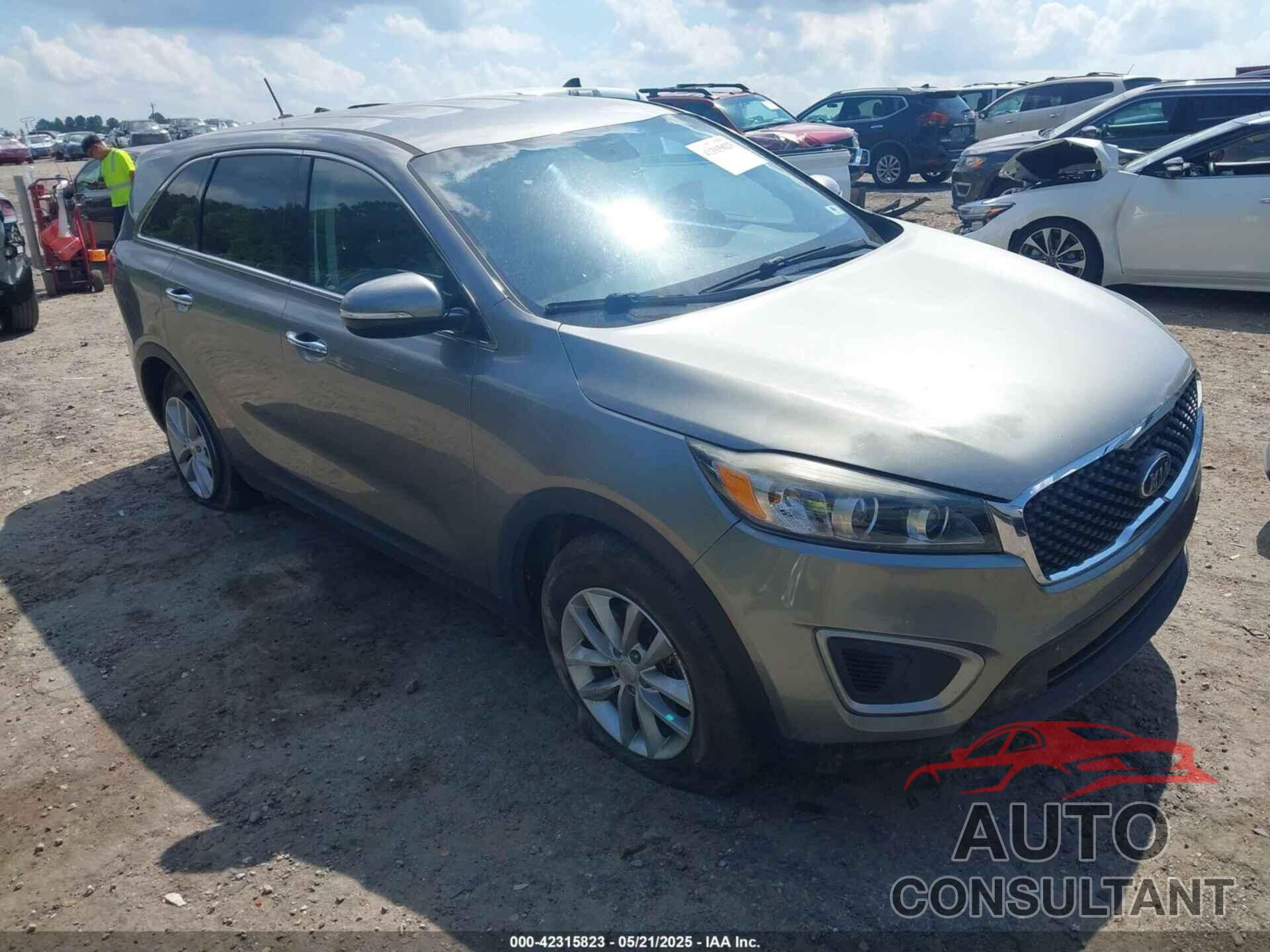 KIA SORENTO 2018 - 5XYPG4A35JG374366