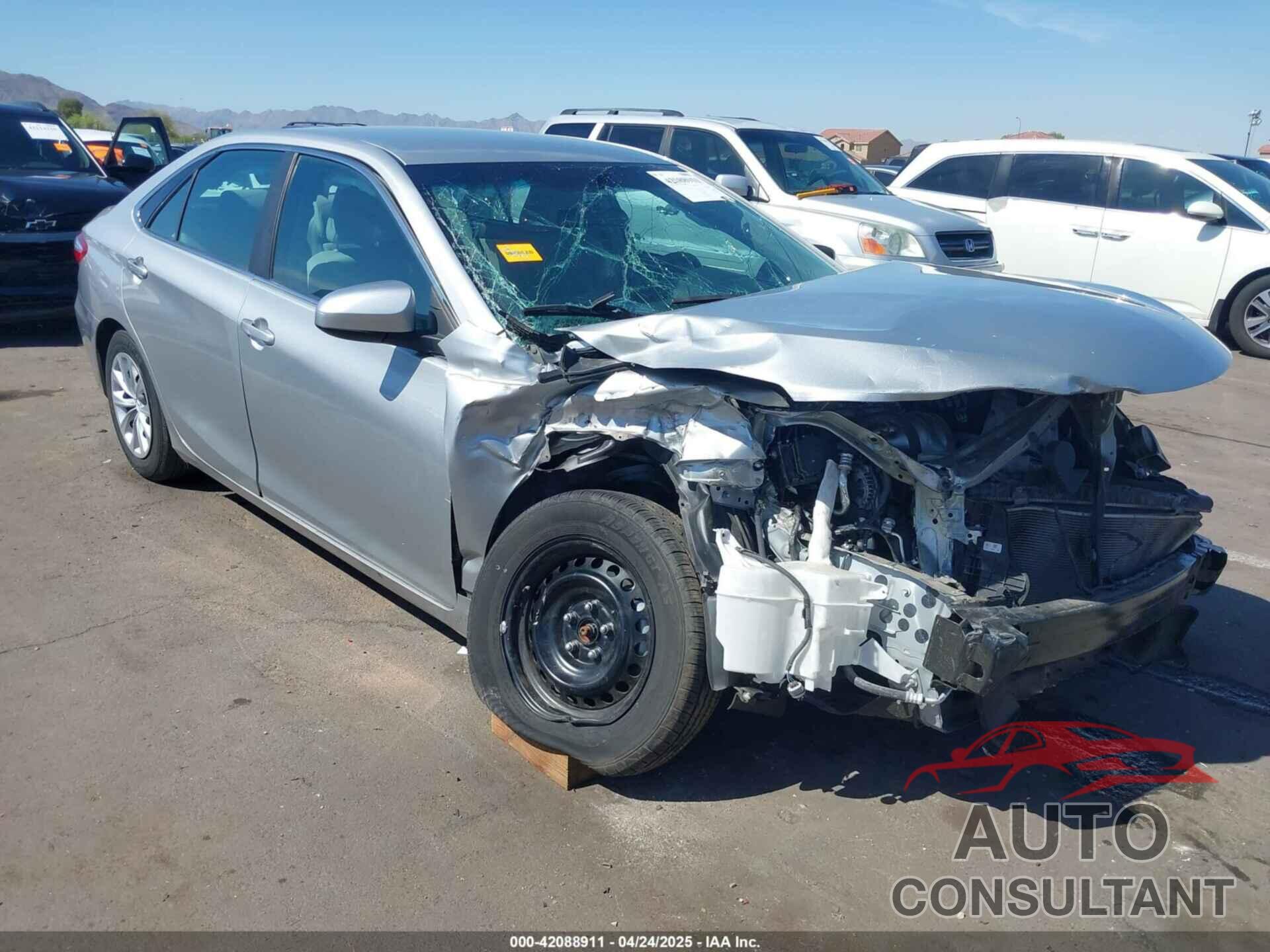 TOYOTA CAMRY 2016 - 4T4BF1FK2GR539858