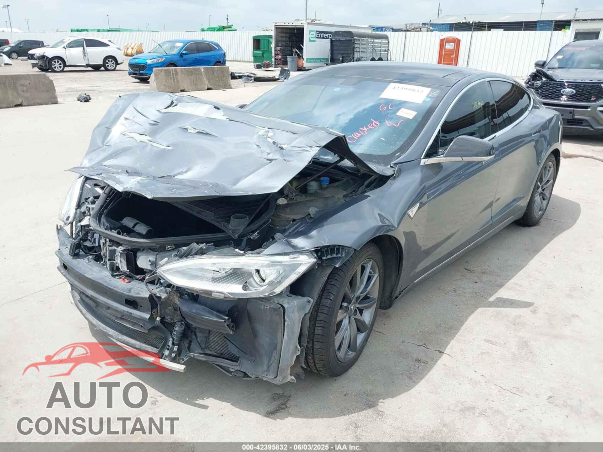 TESLA MODEL S 2013 - 5YJSA1DP2DFP07997