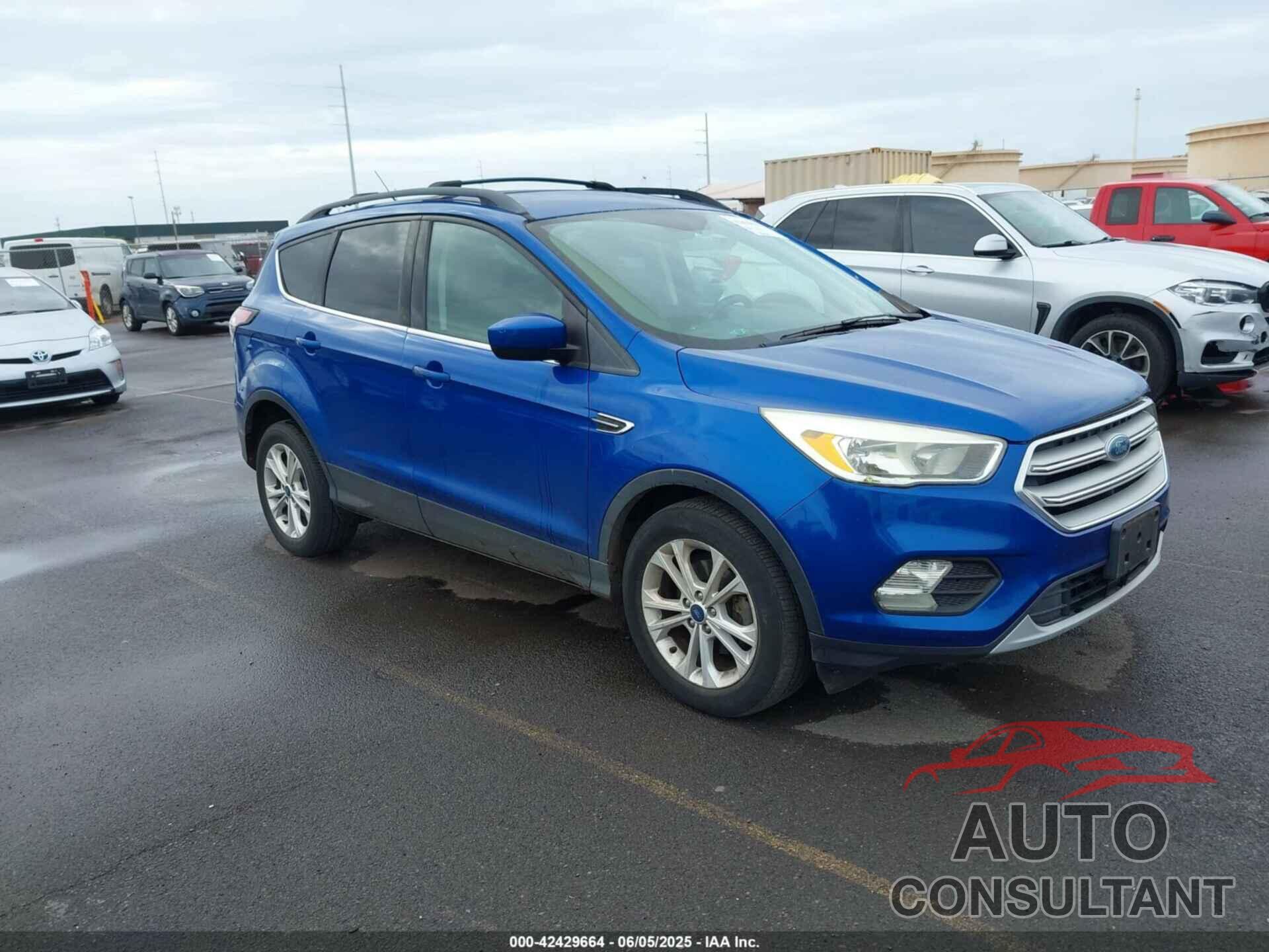 FORD ESCAPE 2018 - 1FMCU0GD9JUA04712