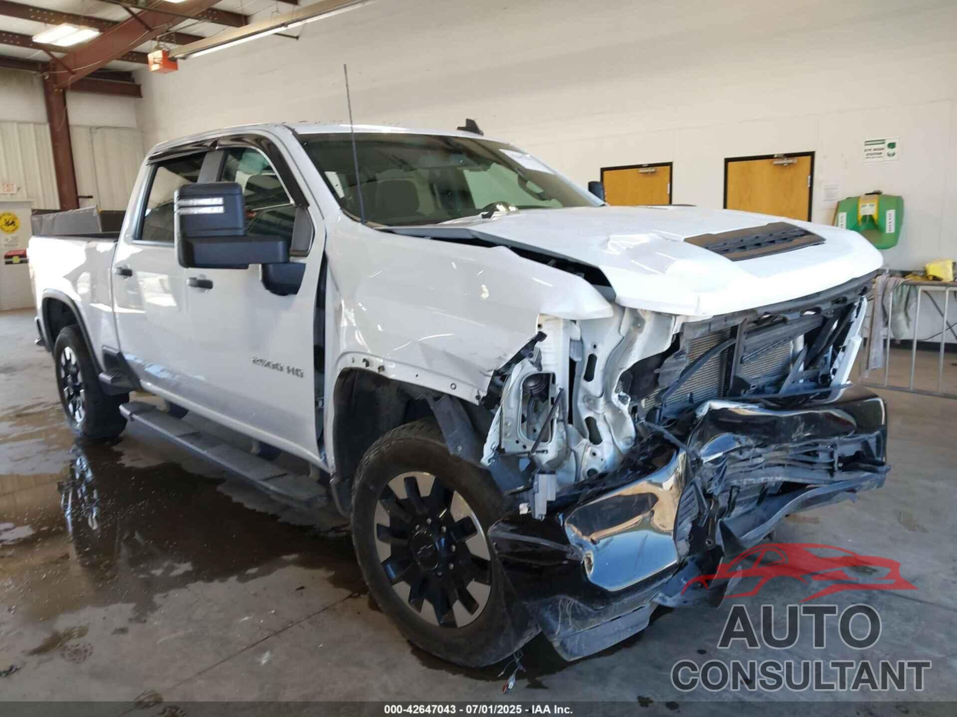 CHEVROLET SILVERADO 2500HD 2020 - 1GC4YME76LF290933